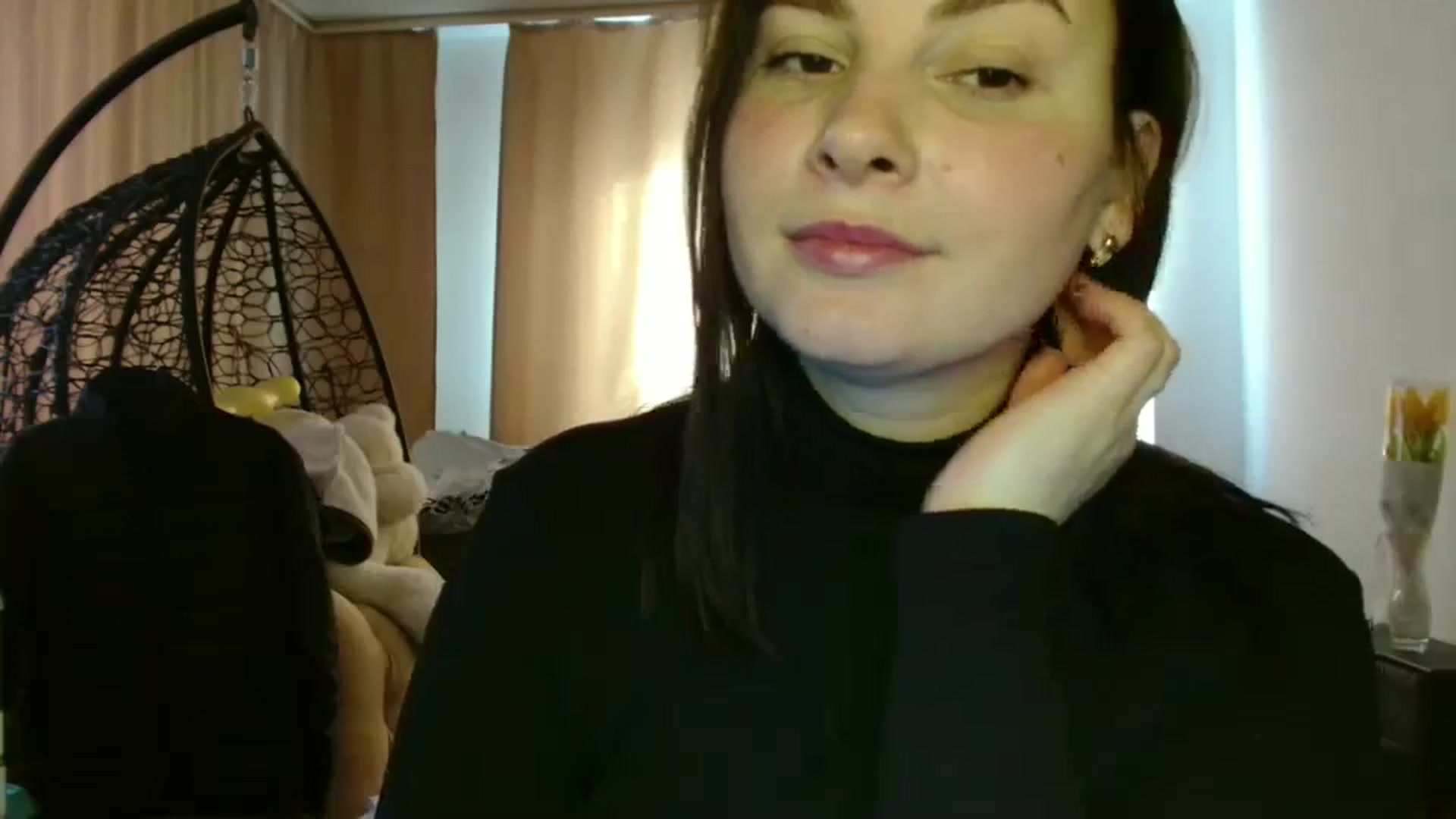 Gallery image thumbnail from MisssLove_is's myfreecams stream on, 03/18/2025, 14:28 image 4 of 20
