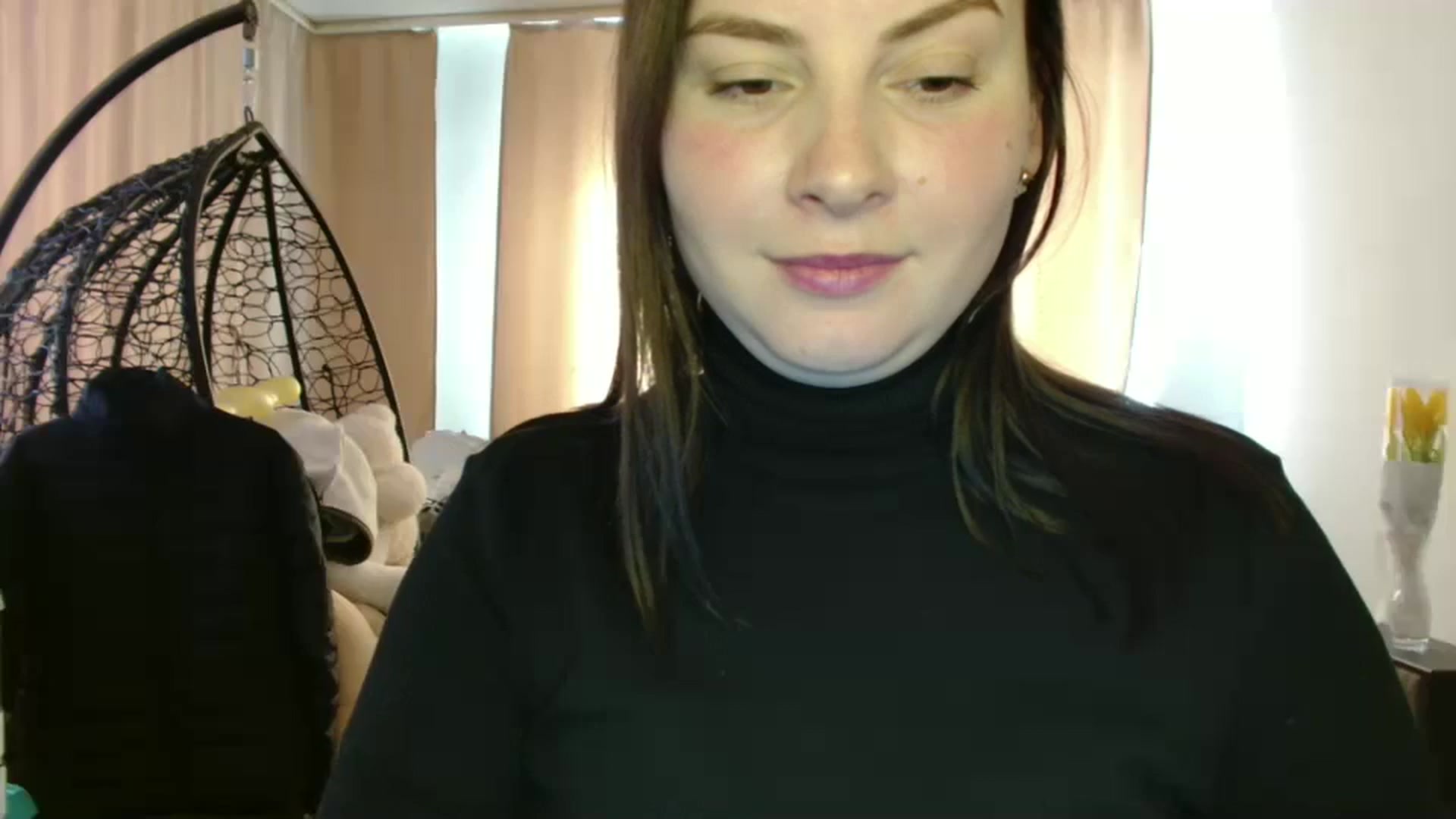 Gallery image thumbnail from MisssLove_is's myfreecams stream on, 03/18/2025, 14:28 image 9 of 20