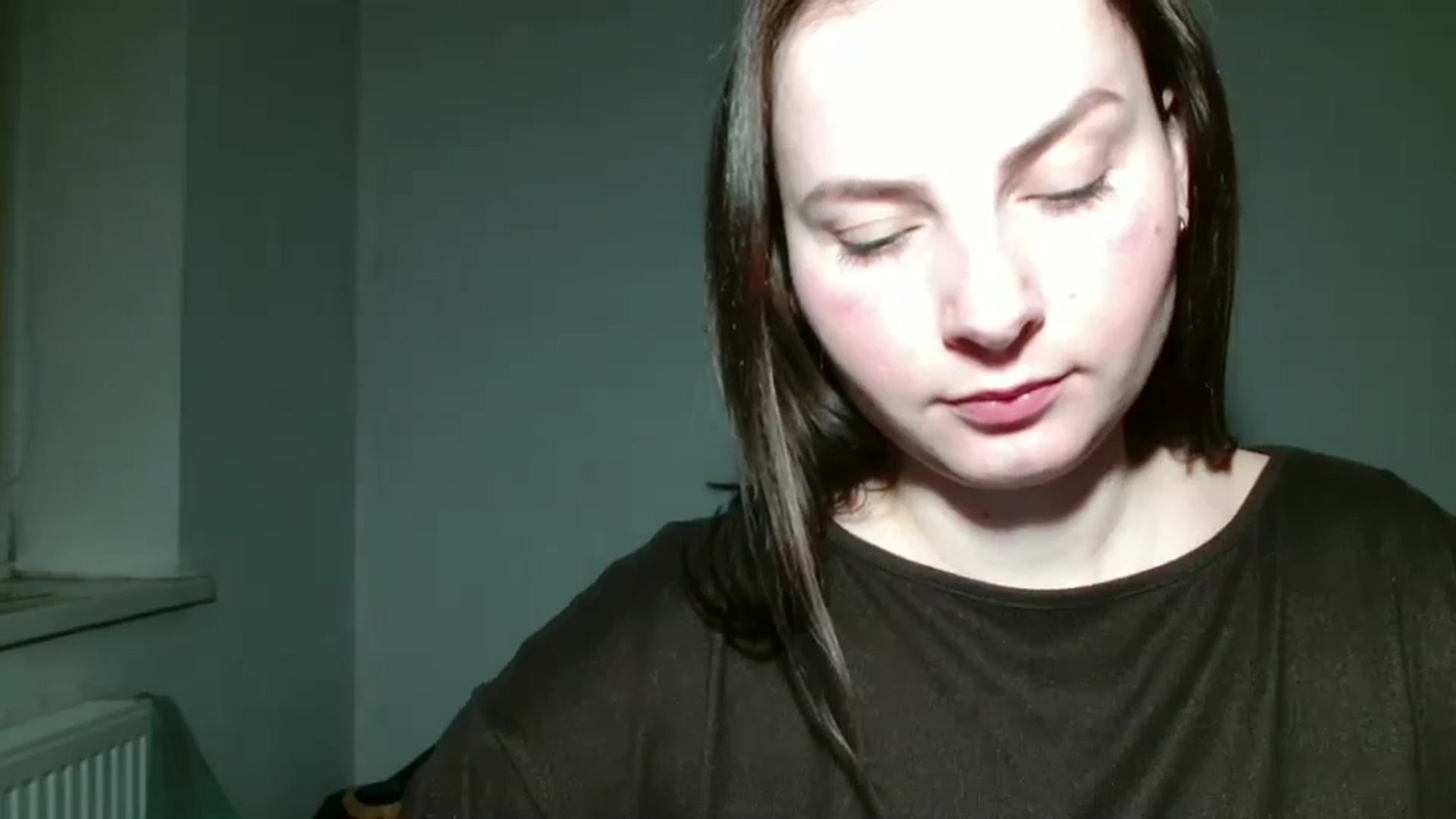 Gallery image thumbnail from MisssLove_is's myfreecams stream on, 03/24/2025, 17:01 image 17 of 20