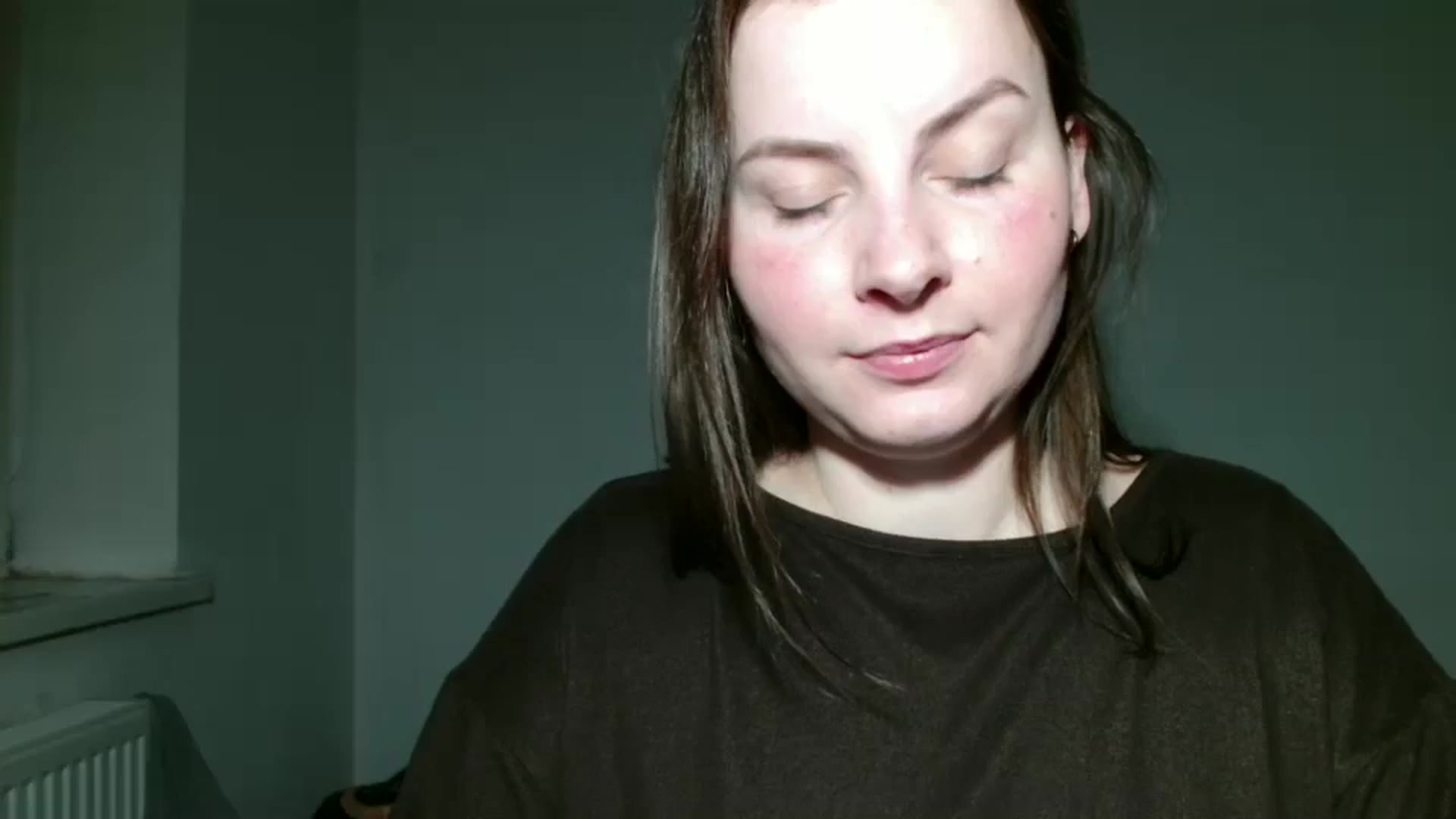 Gallery image thumbnail from MisssLove_is's myfreecams stream on, 03/24/2025, 17:01 image 3 of 20