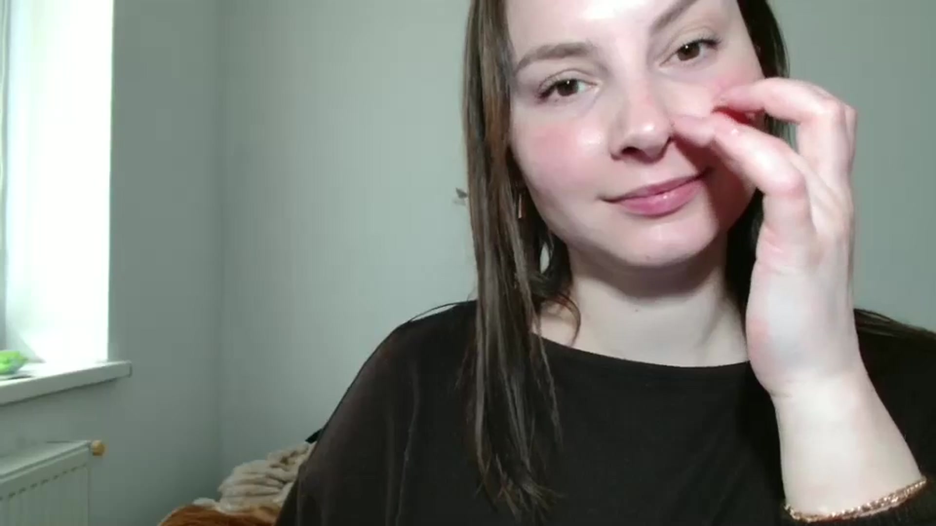 Gallery image thumbnail from MisssLove_is's myfreecams stream on, 04/05/2025, 13:57 image 18 of 20