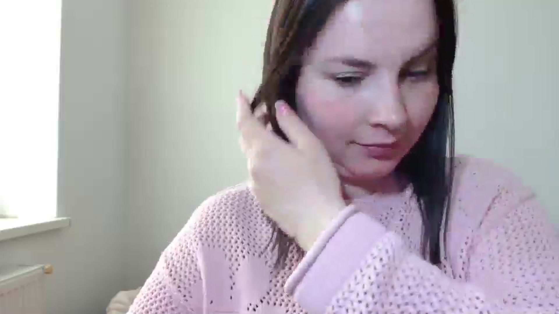 Gallery image thumbnail from MisssLove_is's myfreecams stream on, 04/16/2025, 15:57 image 9 of 20