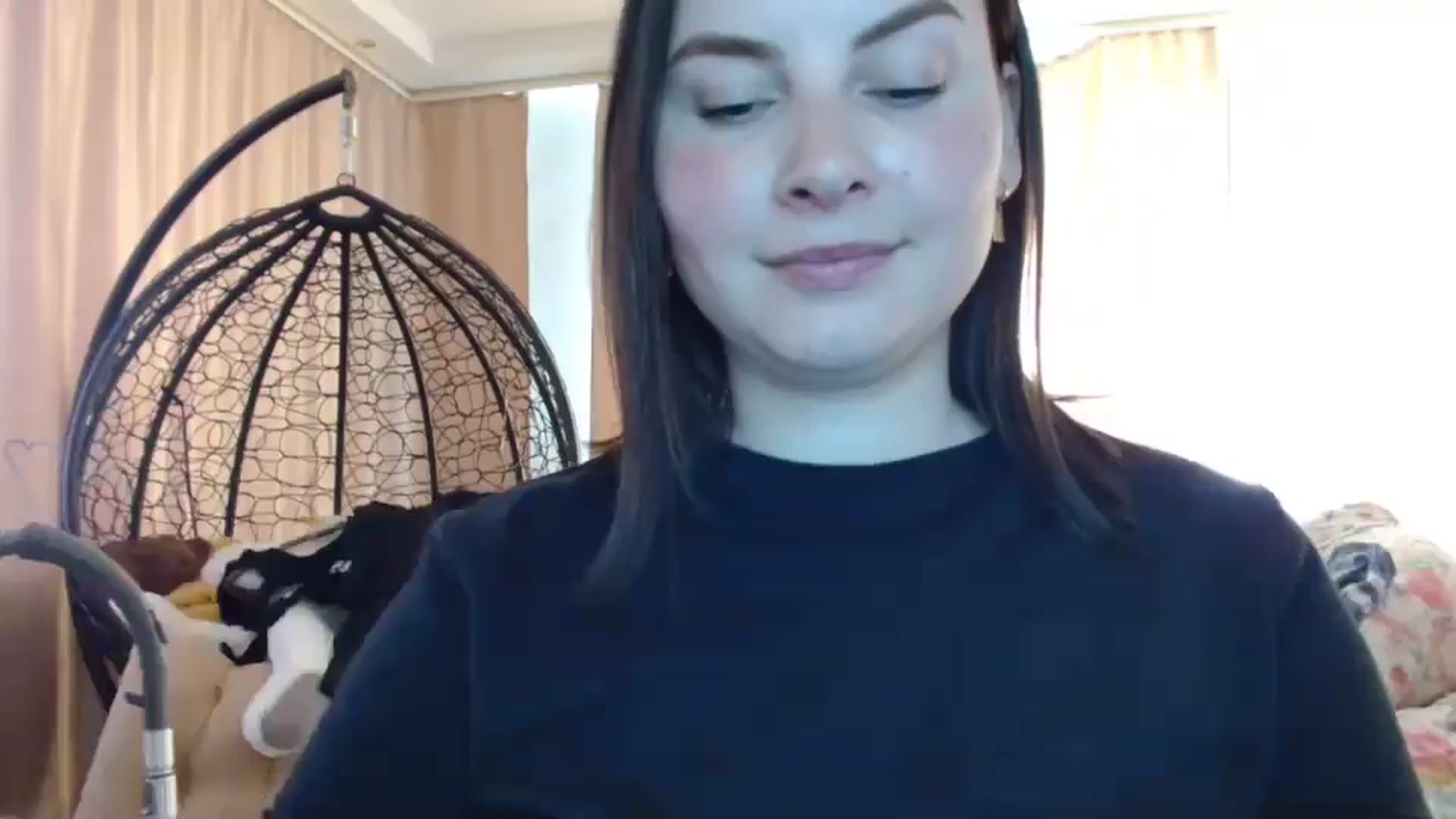 Gallery image thumbnail from MisssLove_is's myfreecams stream on, 04/20/2025, 11:14 image 1 of 20