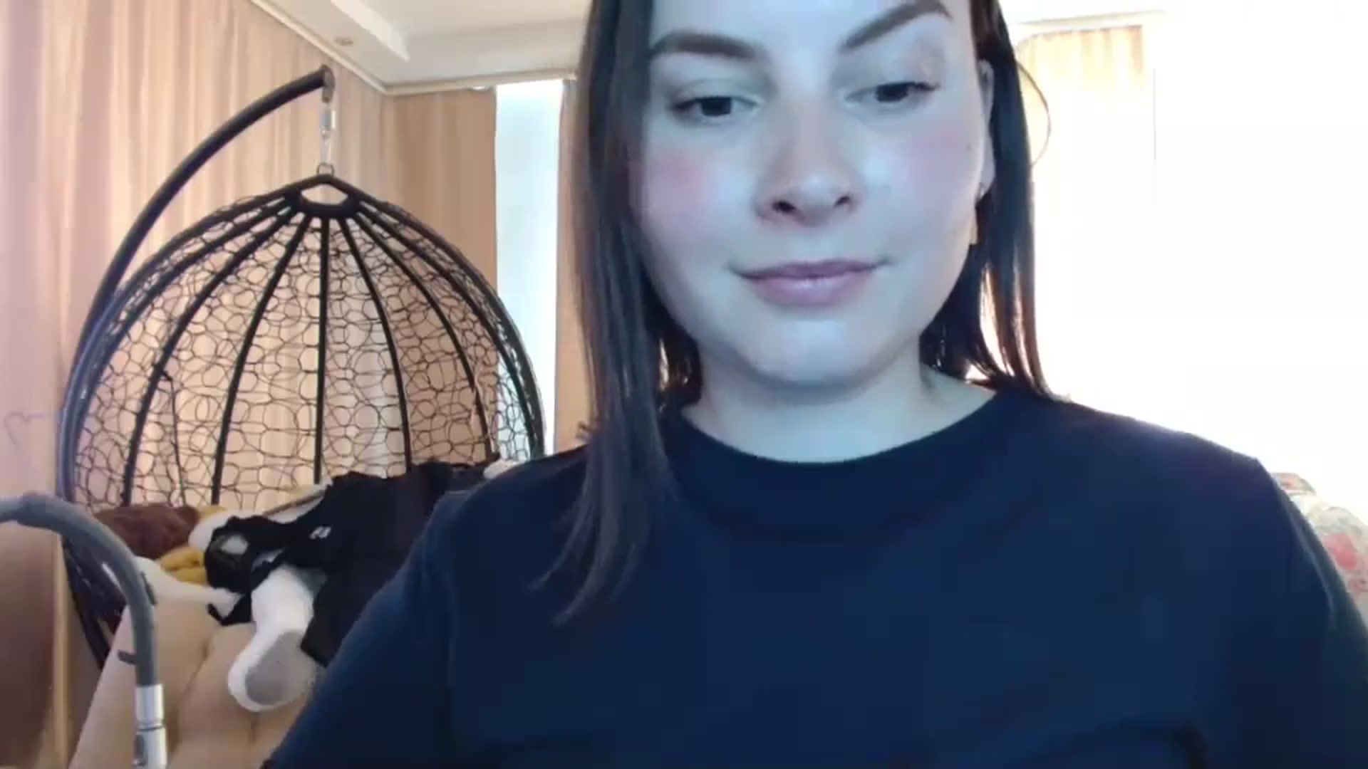 Gallery image thumbnail from MisssLove_is's myfreecams stream on, 04/20/2025, 11:14 image 12 of 20