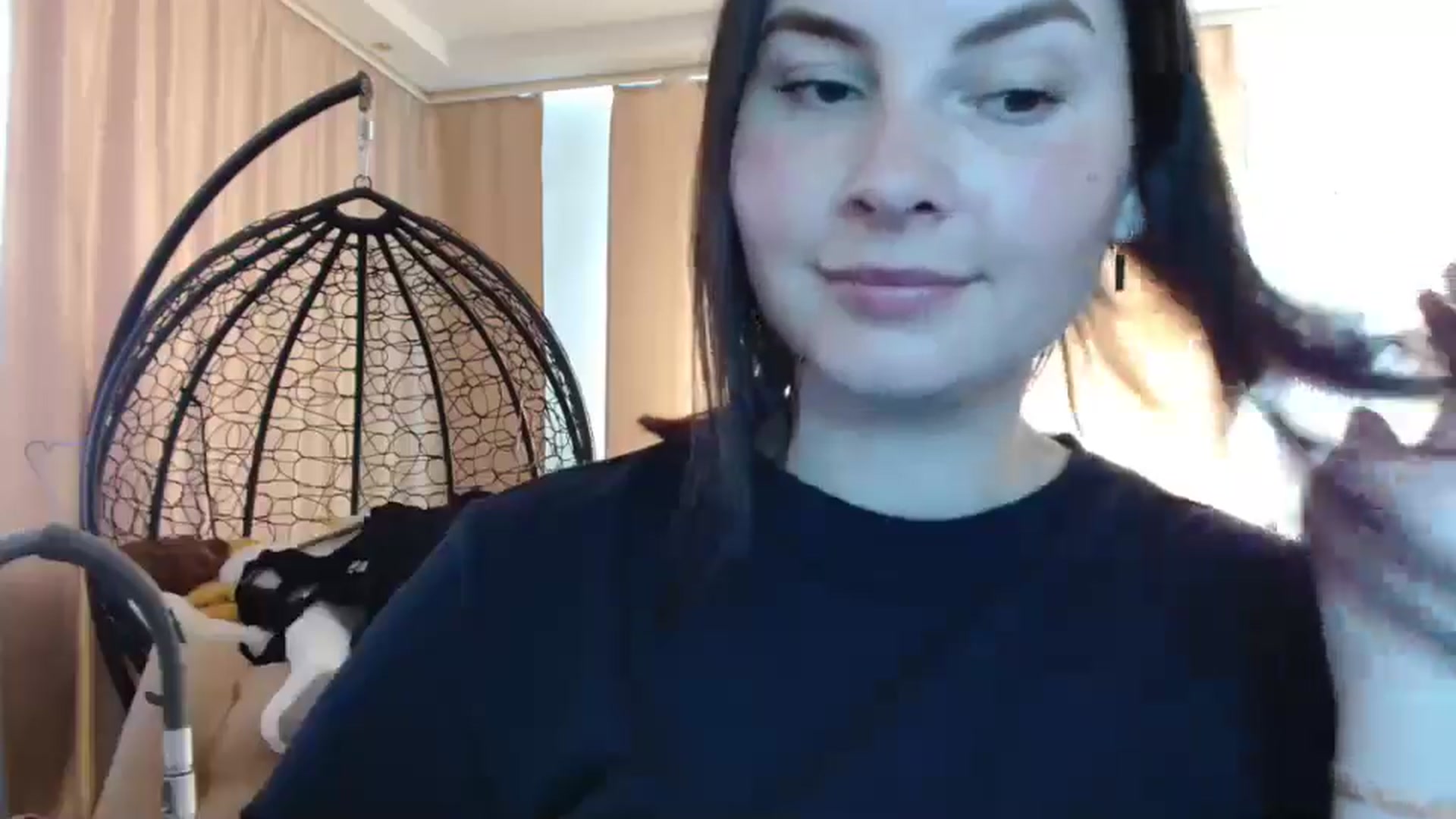 Gallery image thumbnail from MisssLove_is's myfreecams stream on, 04/20/2025, 11:14 image 20 of 20