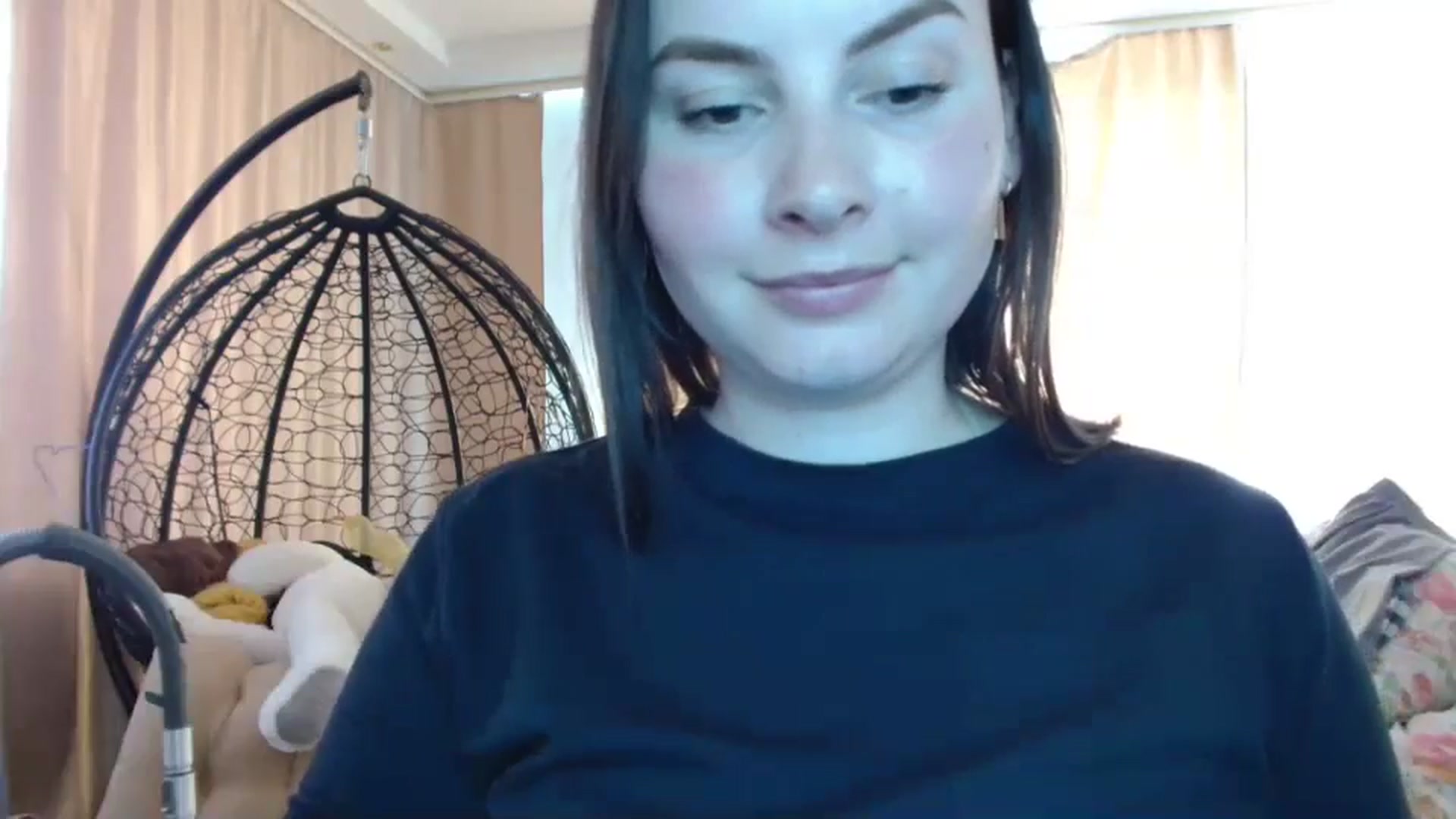 Gallery image thumbnail from MisssLove_is's myfreecams stream on, 04/20/2025, 11:55 image 18 of 20
