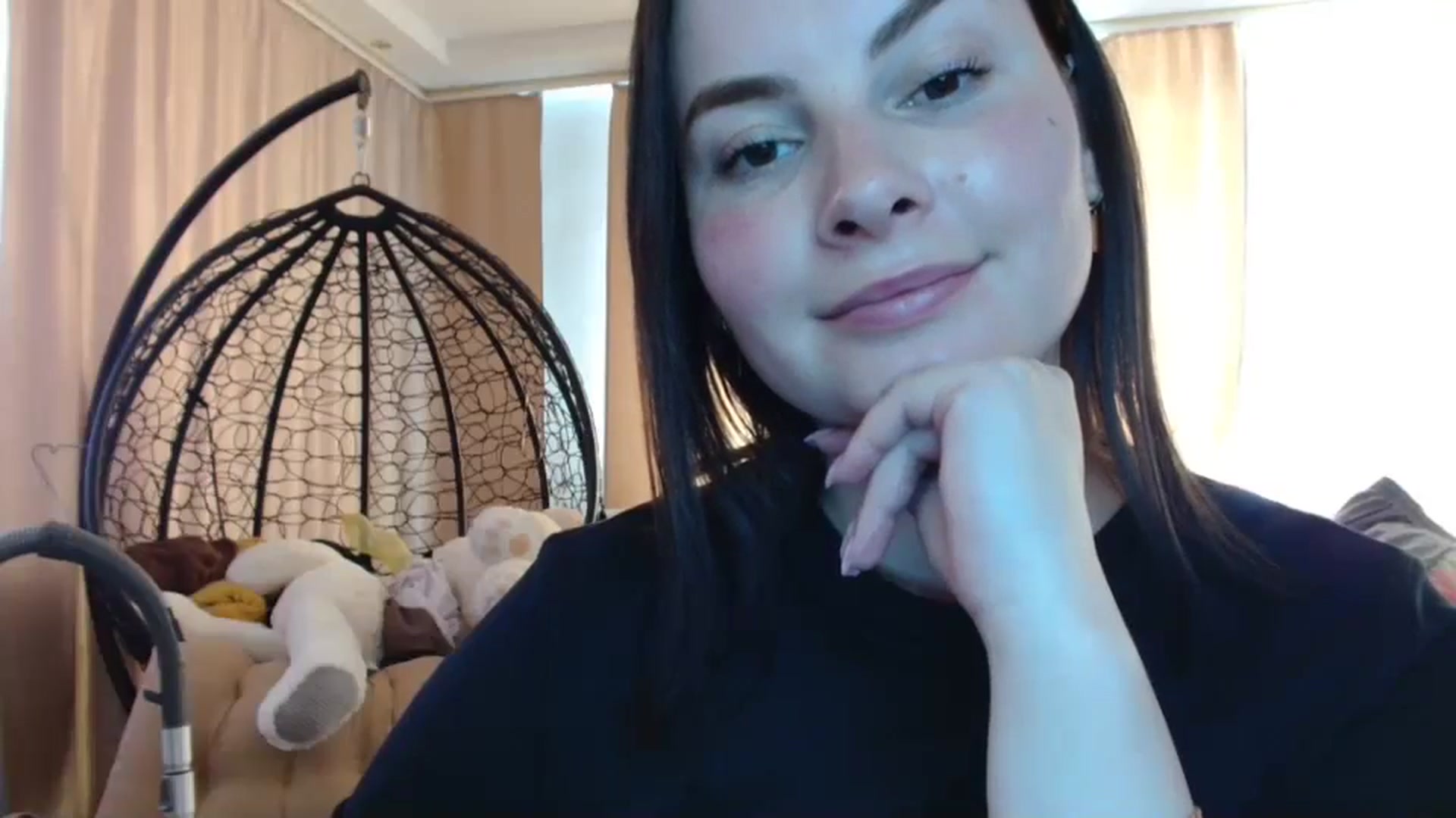 Gallery image thumbnail from MisssLove_is's myfreecams stream on, 04/20/2025, 11:55 image 12 of 20