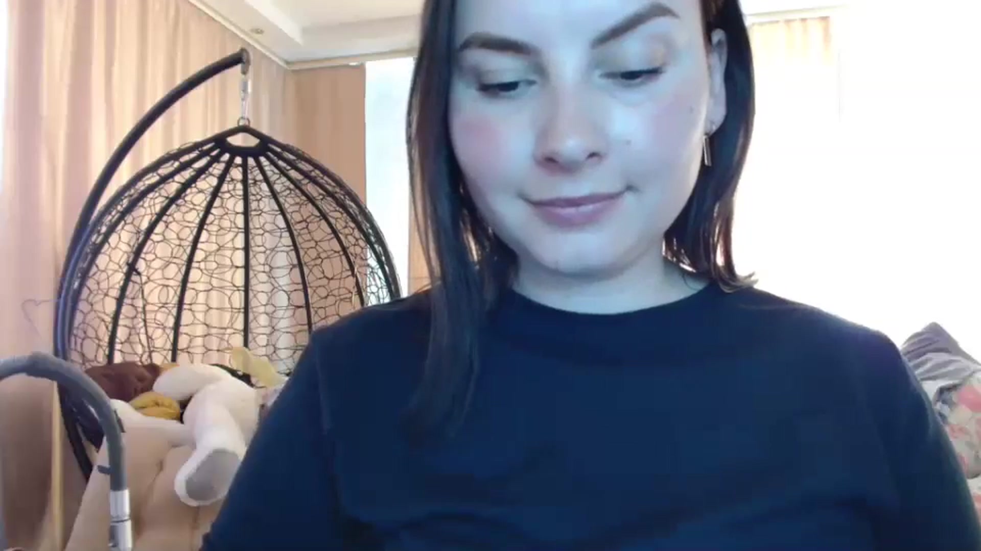 Gallery image thumbnail from MisssLove_is's myfreecams stream on, 04/20/2025, 11:55 image 16 of 20