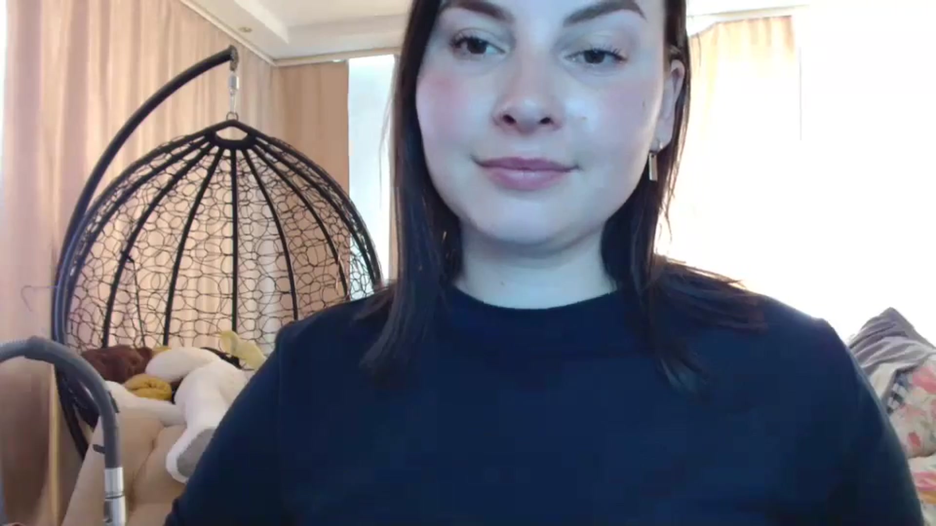 Gallery image thumbnail from MisssLove_is's myfreecams stream on, 04/20/2025, 11:55 image 8 of 20