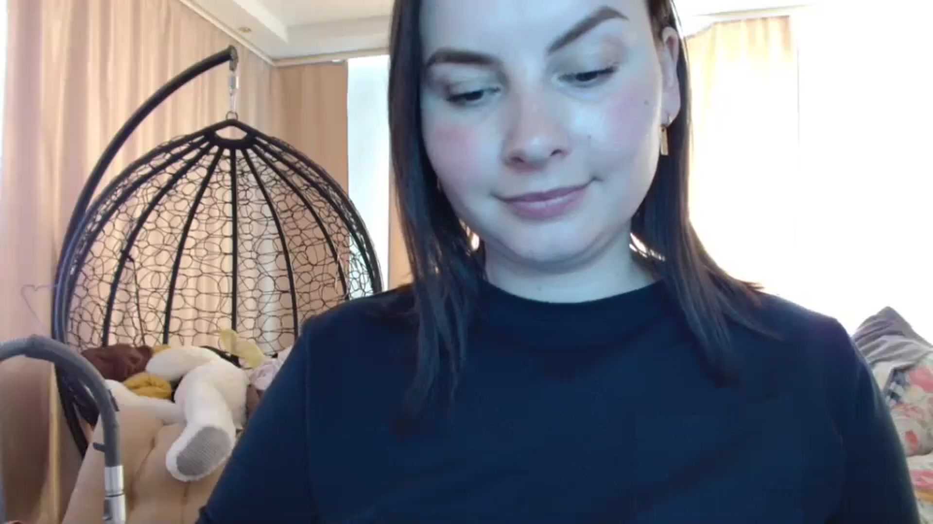 Gallery image thumbnail from MisssLove_is's myfreecams stream on, 04/20/2025, 11:55 image 13 of 20