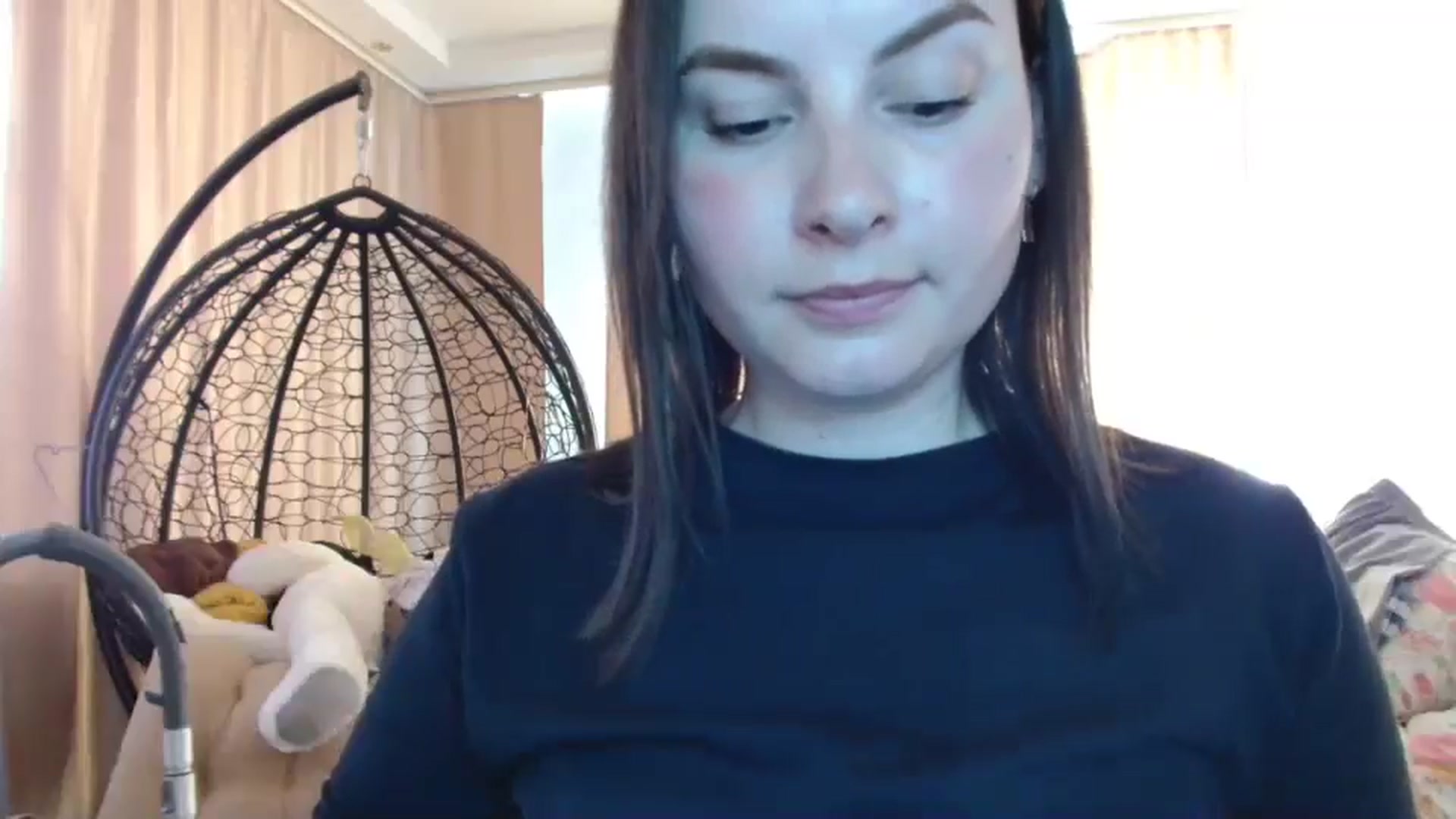 Gallery image thumbnail from MisssLove_is's myfreecams stream on, 04/20/2025, 11:55 image 2 of 20