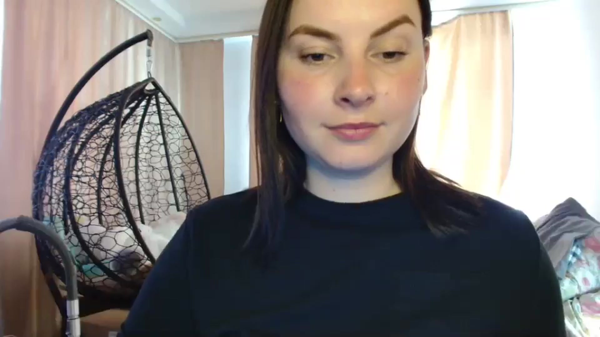 Gallery image thumbnail from MisssLove_is's myfreecams stream on, 04/20/2025, 15:14 image 11 of 20