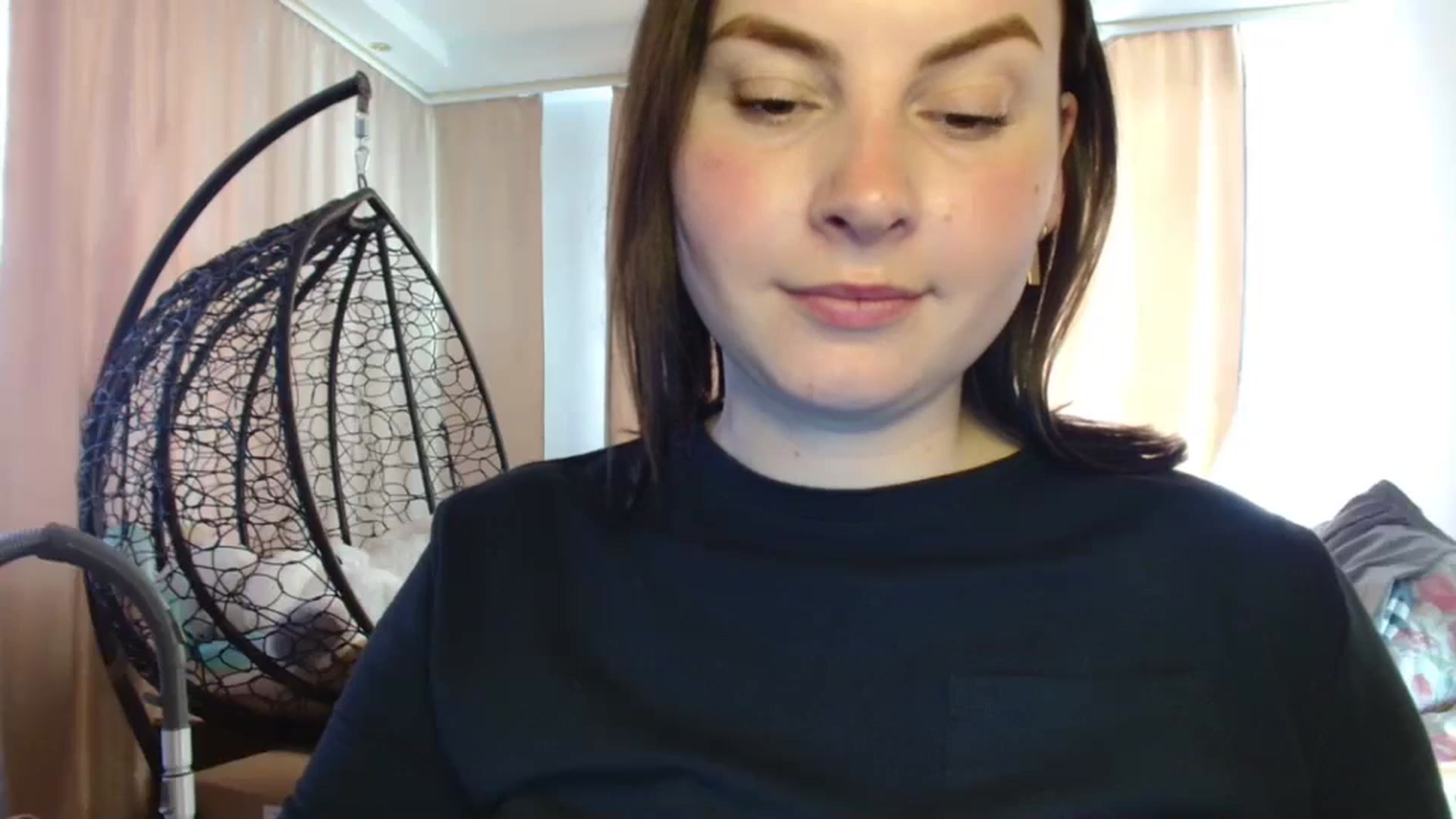 Gallery image thumbnail from MisssLove_is's myfreecams stream on, 04/20/2025, 15:14 image 9 of 20