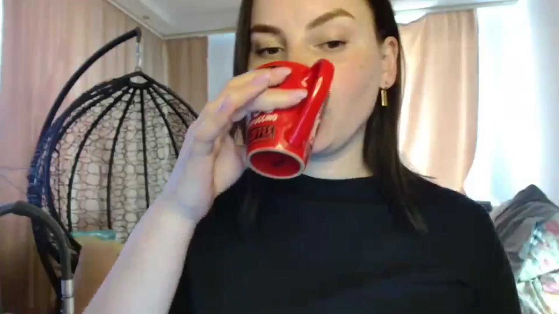Gallery image thumbnail from MisssLove_is's myfreecams stream on, 04/20/2025, 15:51 image 14 of 20
