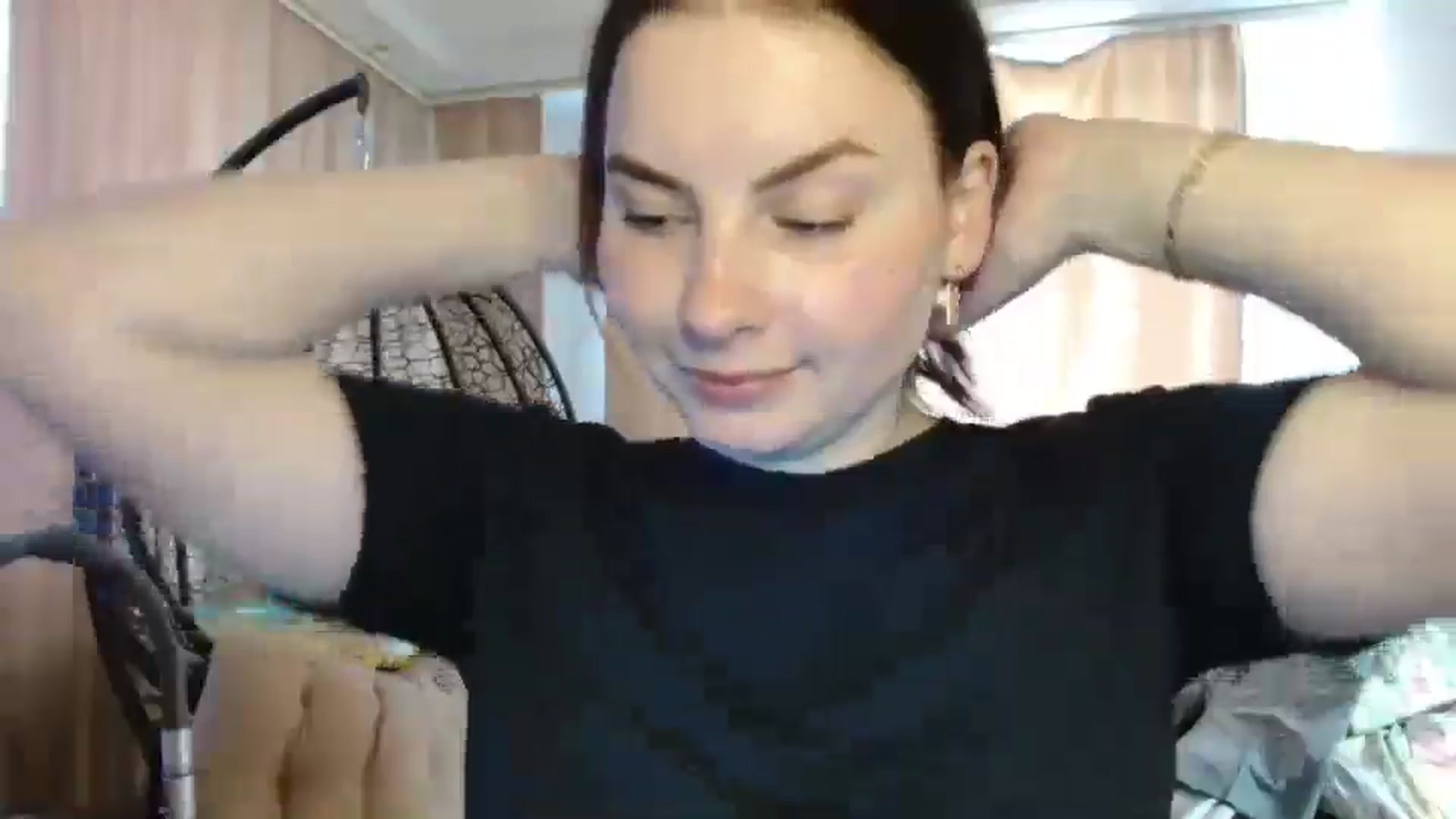 Gallery image thumbnail from MisssLove_is's myfreecams stream on, 04/20/2025, 15:51 image 11 of 20