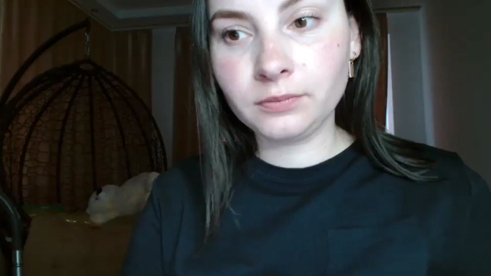 Gallery image thumbnail from MisssLove_is's myfreecams stream on, 04/20/2025, 17:40 image 5 of 20
