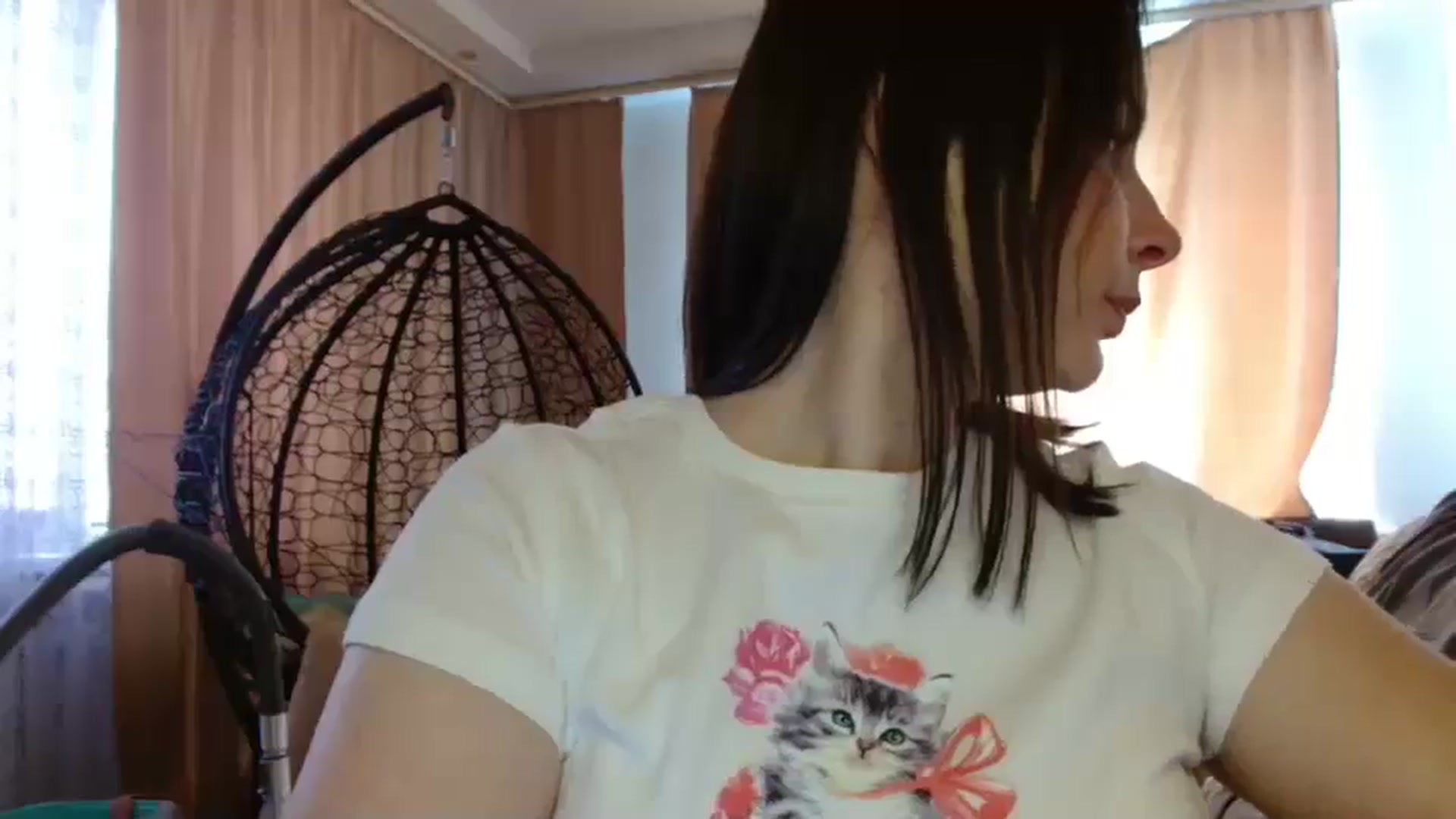 Gallery image thumbnail from MisssLove_is's myfreecams stream on, 04/21/2025, 10:53 image 5 of 20