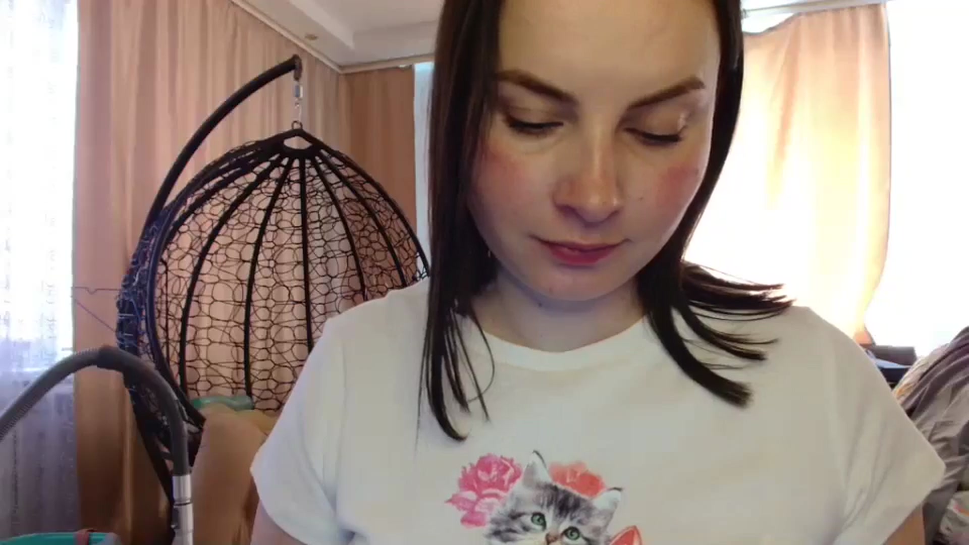 Gallery image thumbnail from MisssLove_is's myfreecams stream on, 04/21/2025, 10:53 image 19 of 20