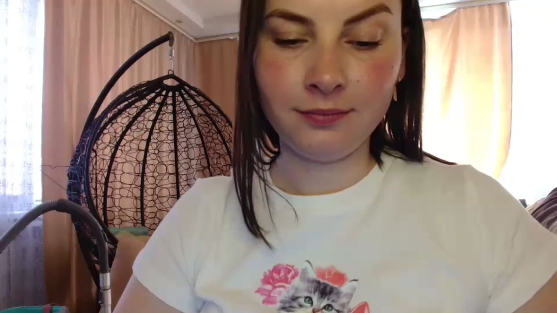 Gallery image thumbnail from MisssLove_is's myfreecams stream on, 04/21/2025, 10:53 image 6 of 20