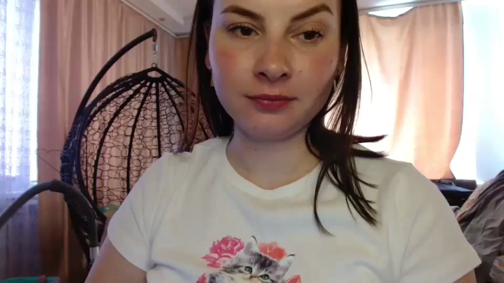 Gallery image thumbnail from MisssLove_is's myfreecams stream on, 04/21/2025, 12:41 image 12 of 20