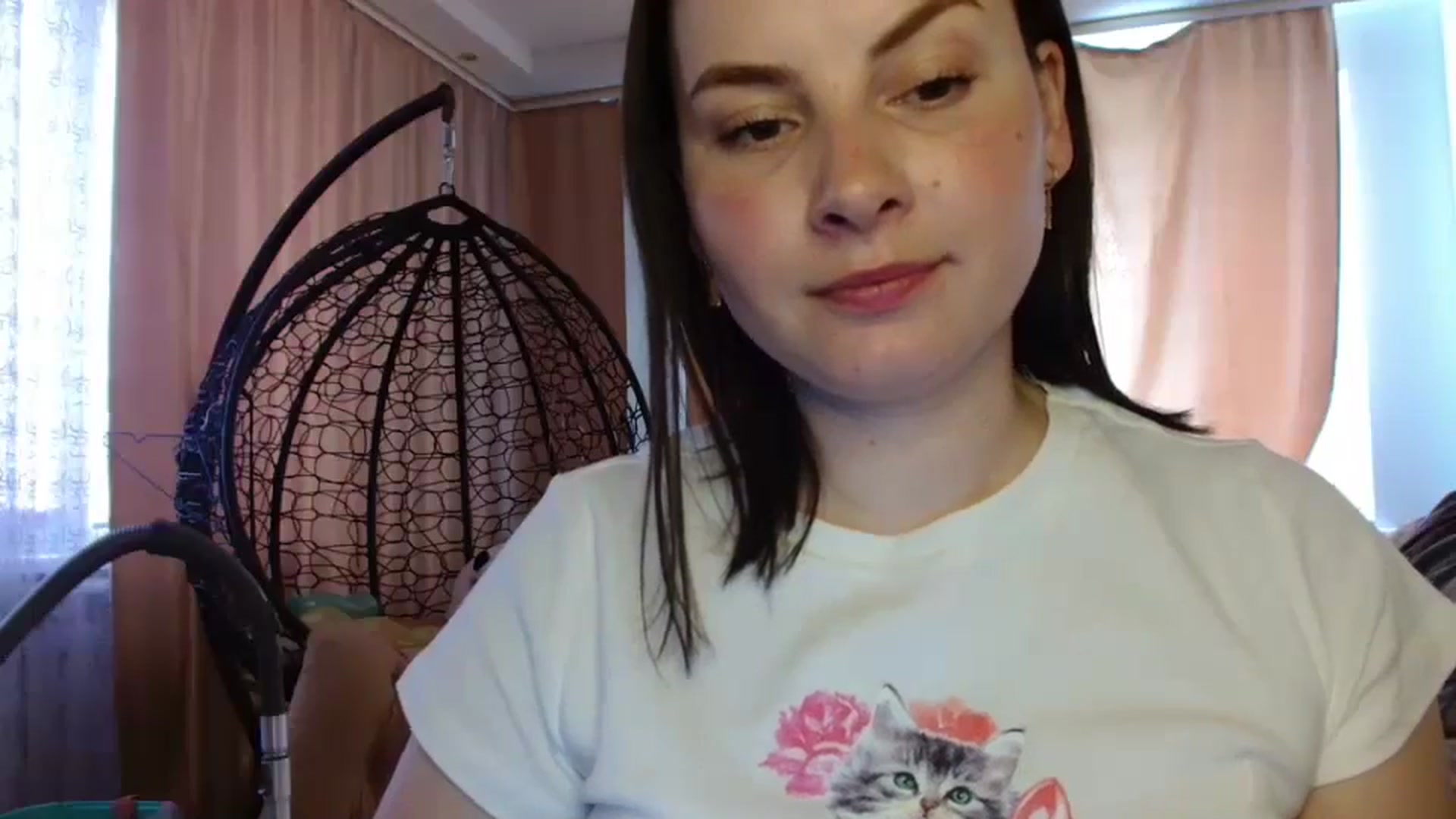 Gallery image thumbnail from MisssLove_is's myfreecams stream on, 04/21/2025, 12:41 image 5 of 20