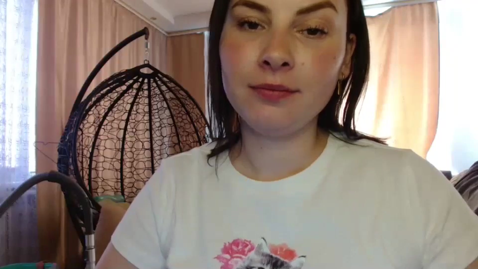 Gallery image thumbnail from MisssLove_is's myfreecams stream on, 04/21/2025, 12:41 image 2 of 20