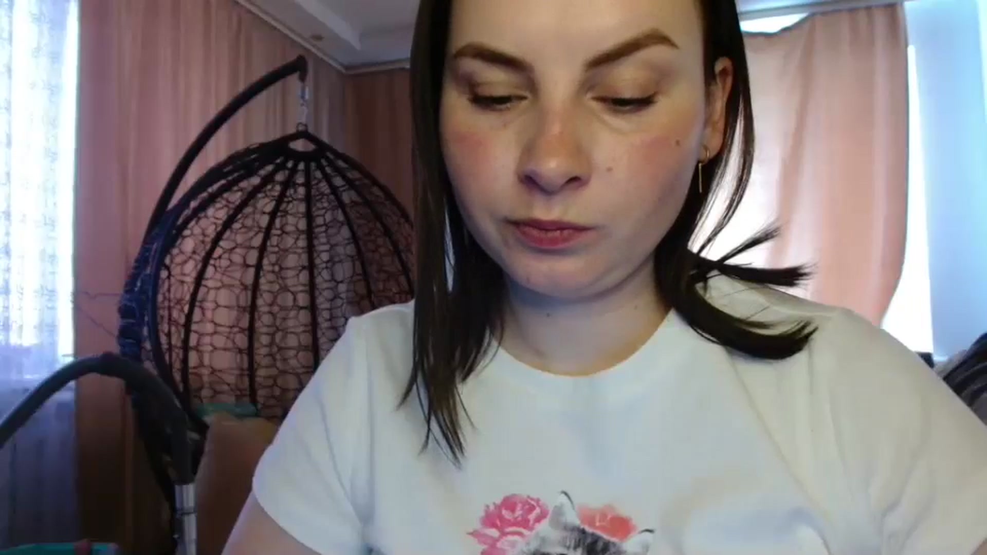 Gallery image thumbnail from MisssLove_is's myfreecams stream on, 04/21/2025, 12:41 image 8 of 20