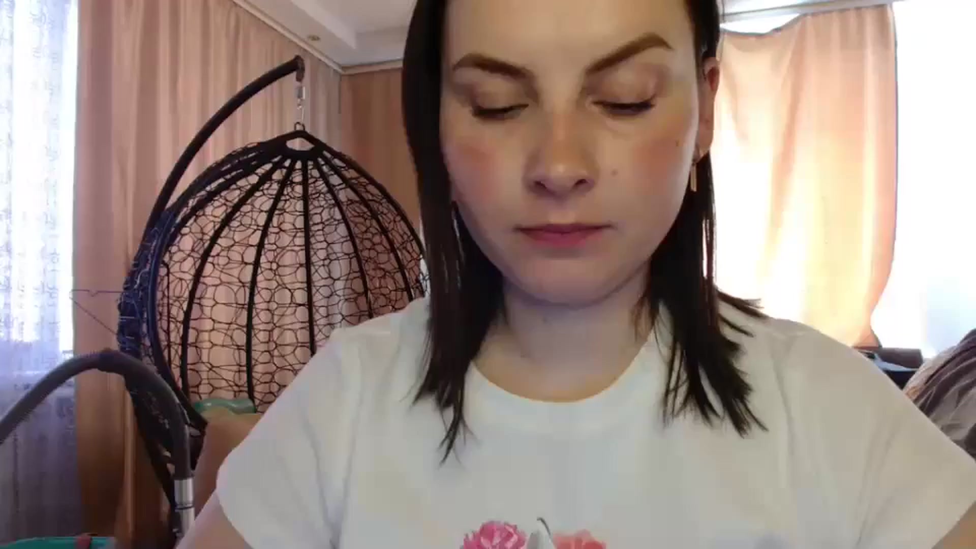 Gallery image thumbnail from MisssLove_is's myfreecams stream on, 04/21/2025, 12:41 image 4 of 20