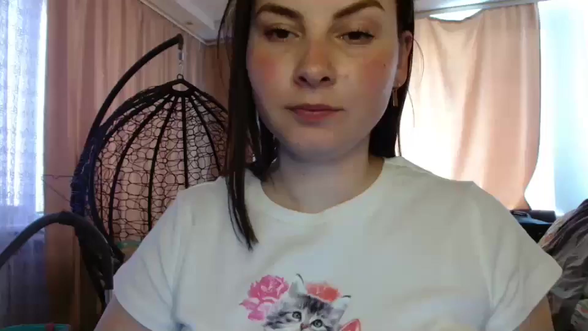 Gallery image thumbnail from MisssLove_is's myfreecams stream on, 04/21/2025, 14:18 image 20 of 20