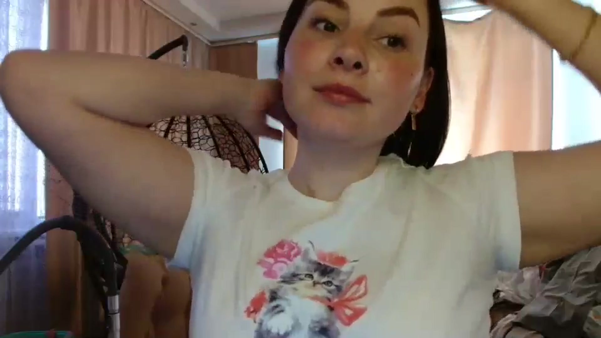 Gallery image thumbnail from MisssLove_is's myfreecams stream on, 04/21/2025, 14:18 image 4 of 20