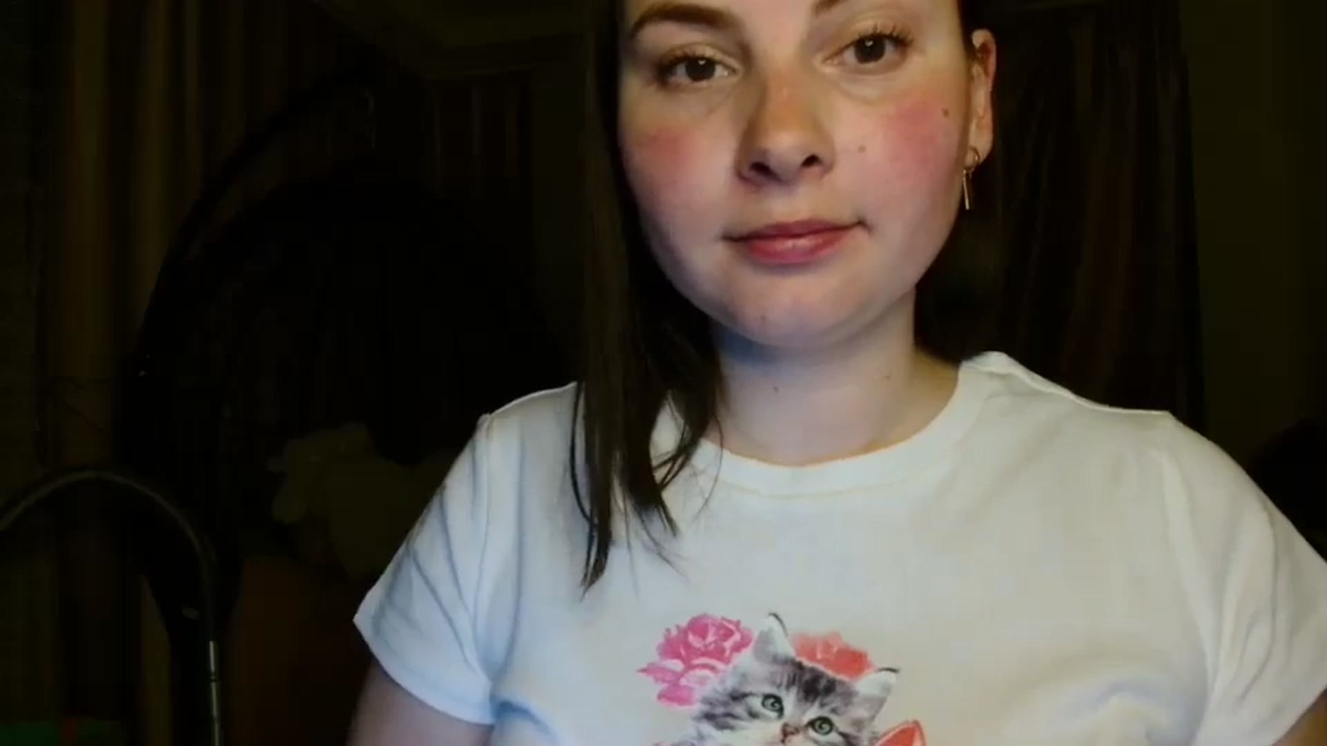 Gallery image thumbnail from MisssLove_is's myfreecams stream on, 04/21/2025, 19:00 image 19 of 20