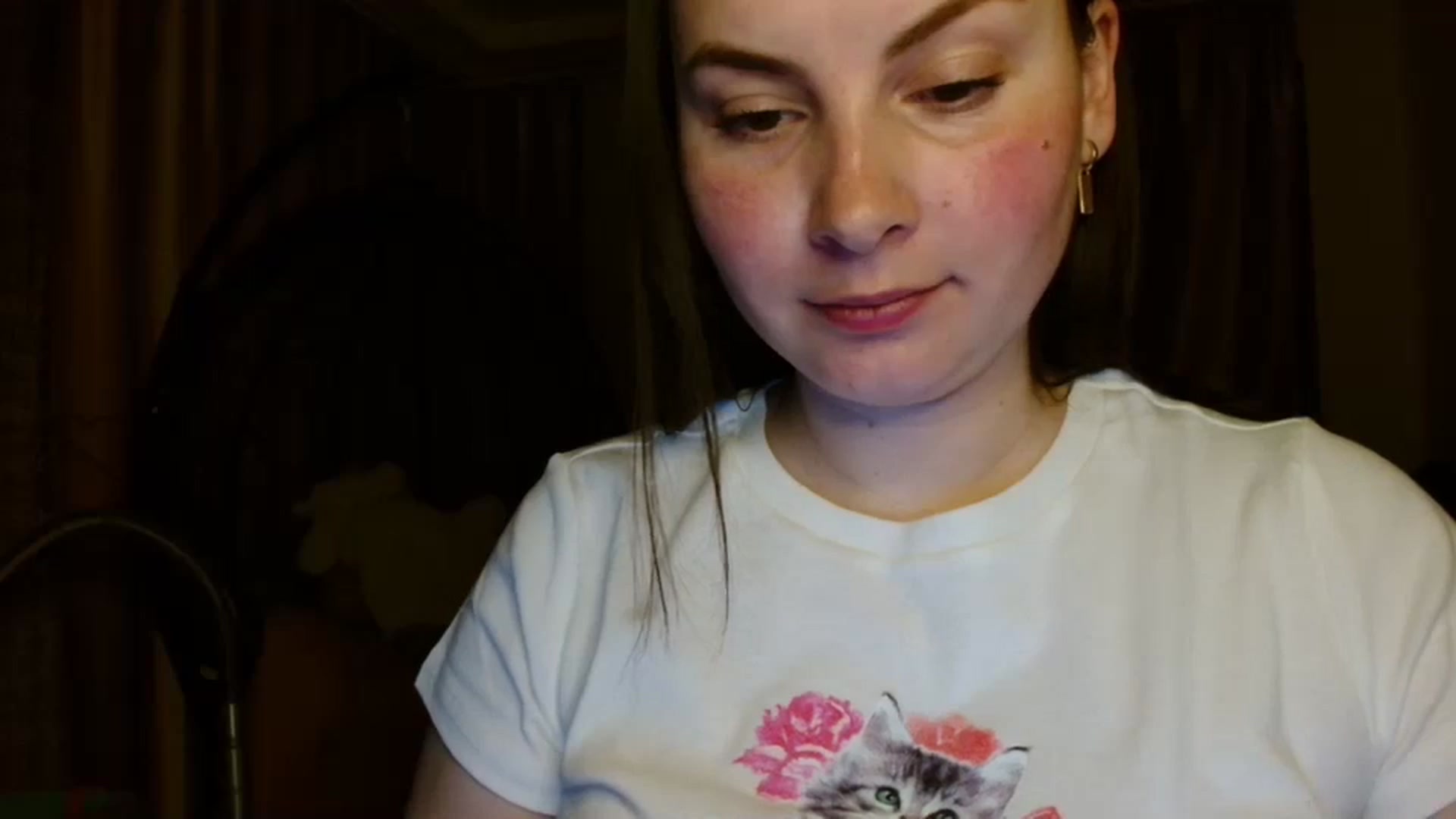 Gallery image thumbnail from MisssLove_is's myfreecams stream on, 04/21/2025, 19:00 image 4 of 20