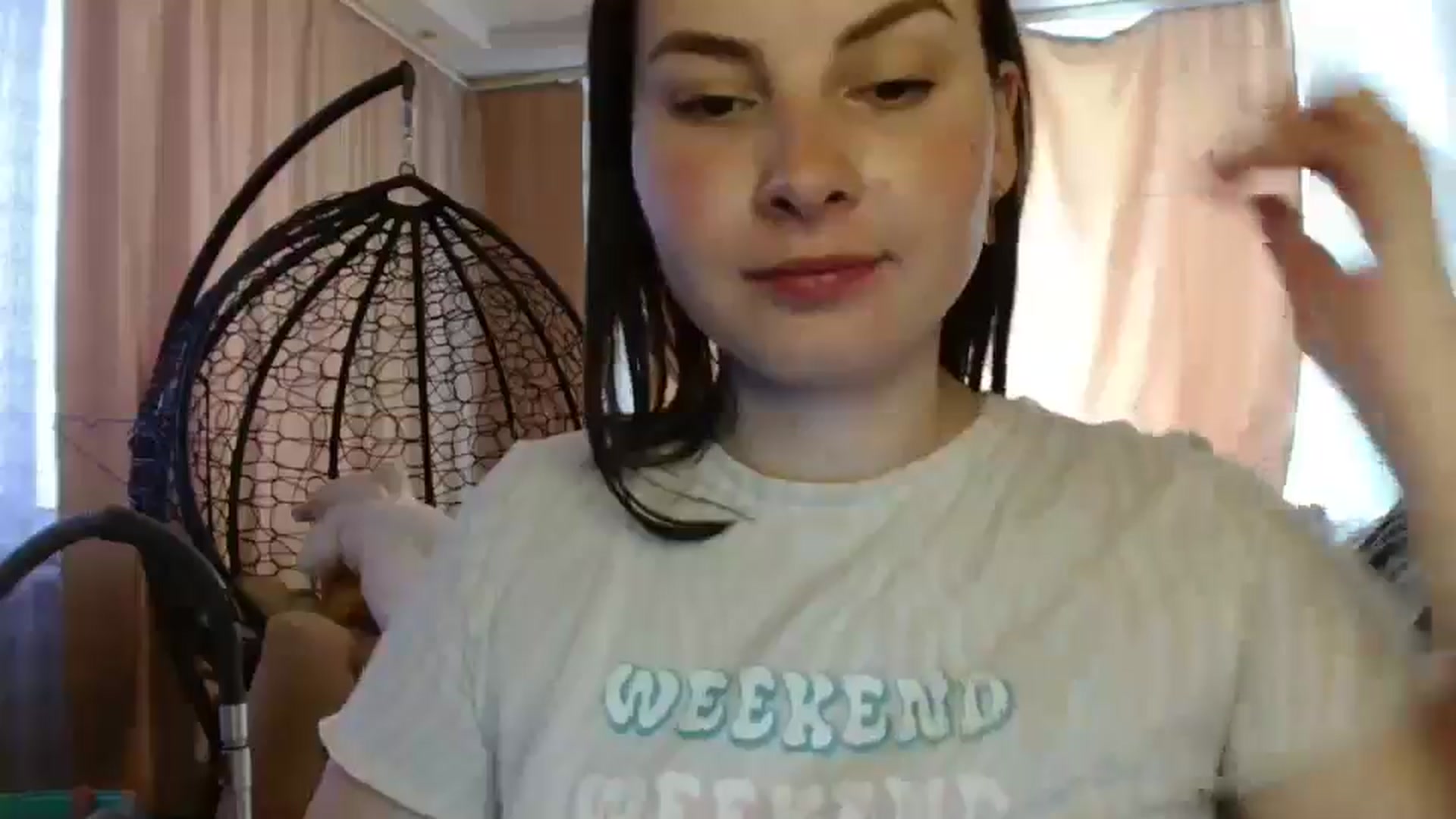 Gallery image thumbnail from MisssLove_is's myfreecams stream on, 04/22/2025, 14:12 image 10 of 20