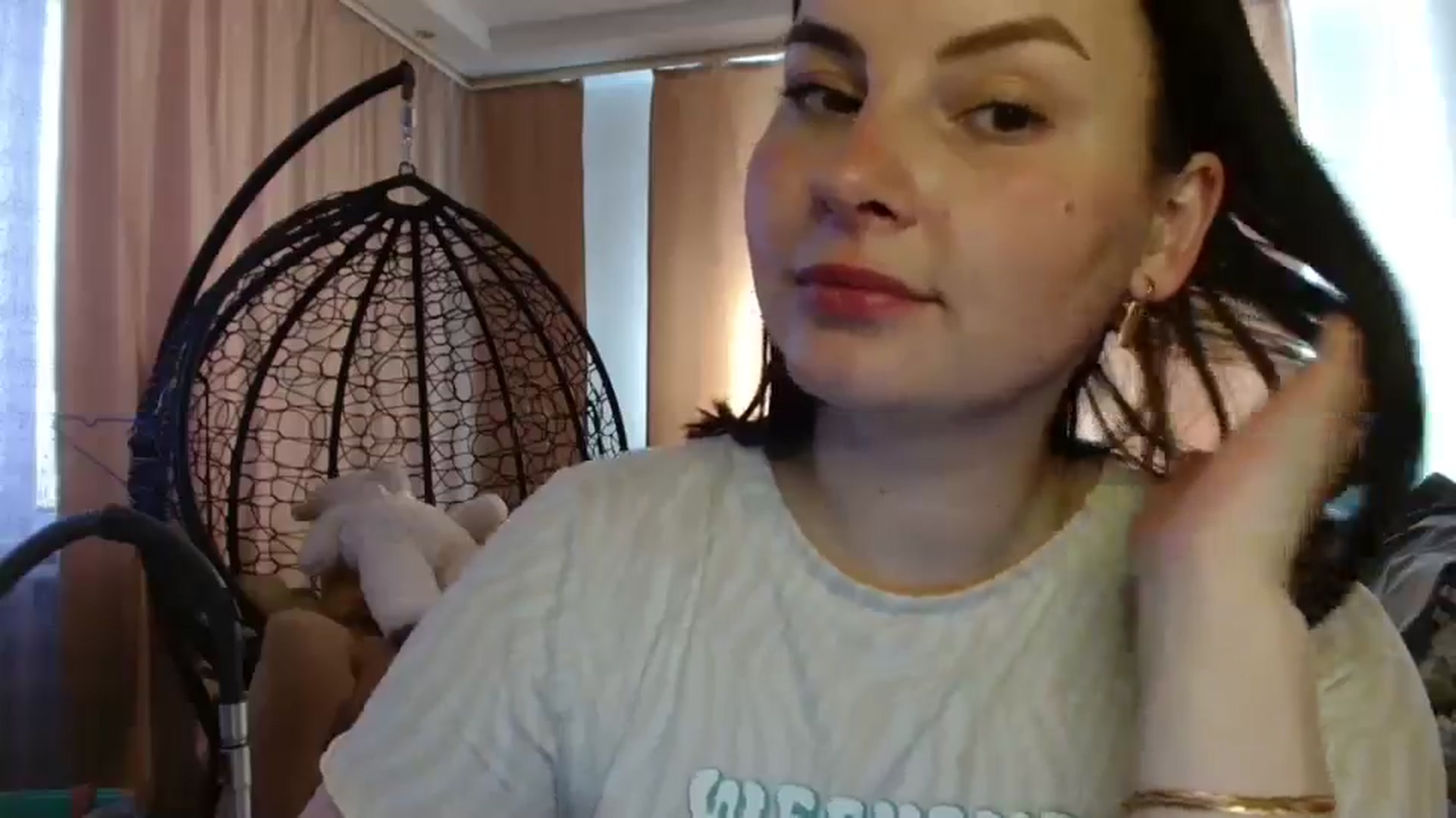 Gallery image thumbnail from MisssLove_is's myfreecams stream on, 04/22/2025, 14:12 image 6 of 20