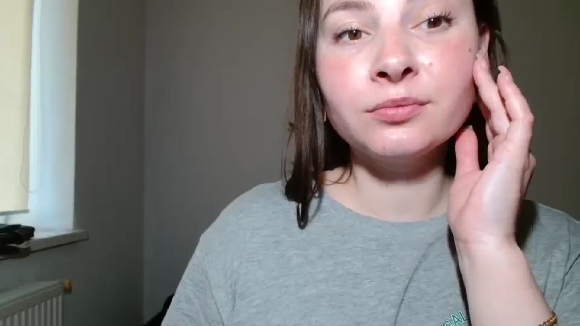 Gallery image thumbnail from MisssLove_is's myfreecams stream on, 05/02/2025, 17:21 image 12 of 20