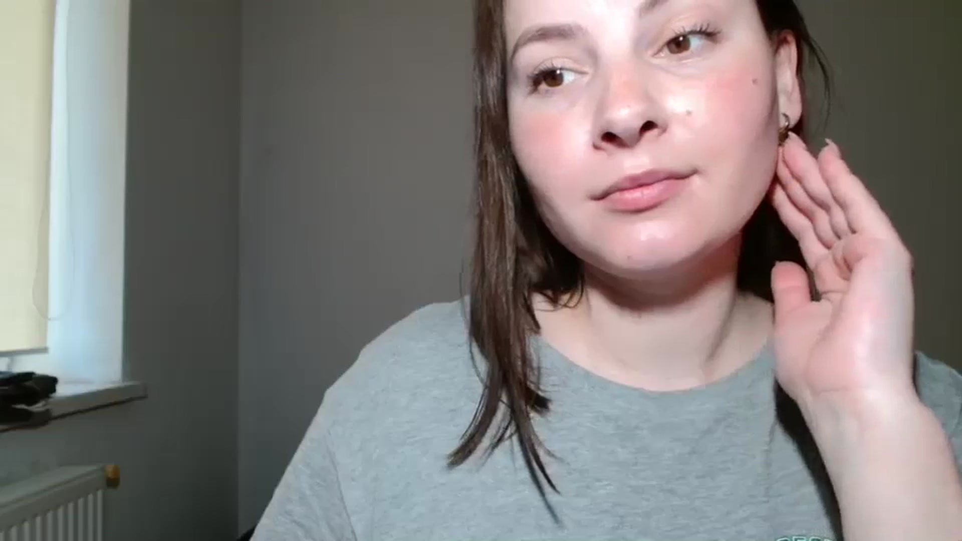 Gallery image thumbnail from MisssLove_is's myfreecams stream on, 05/02/2025, 17:21 image 15 of 20