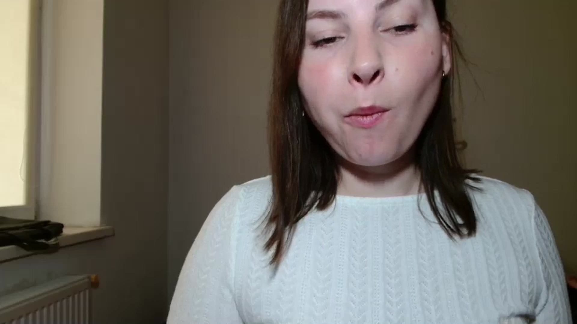 Gallery image thumbnail from MisssLove_is's myfreecams stream on, 05/03/2025, 17:28 image 4 of 20