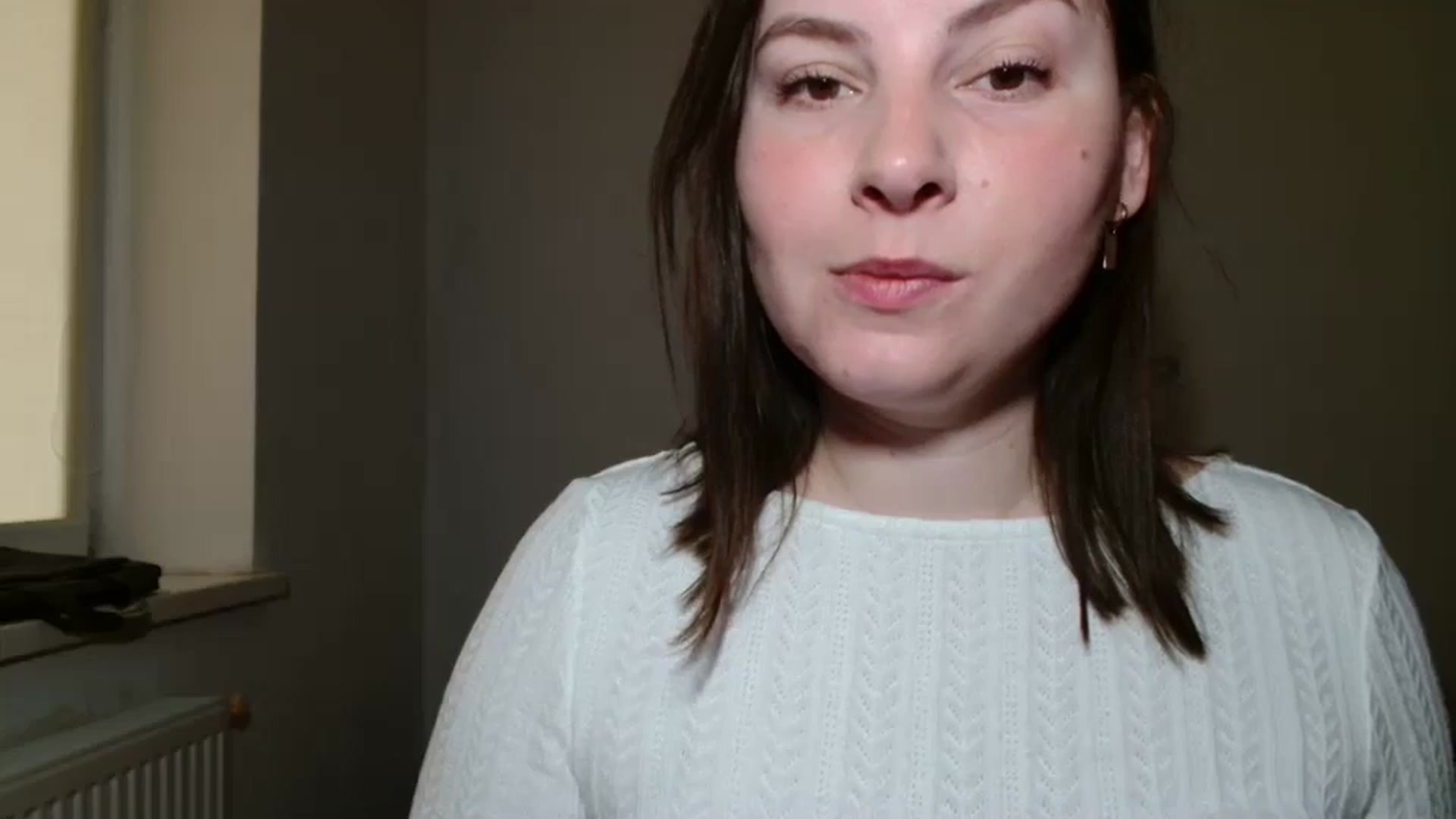 Gallery image thumbnail from MisssLove_is's myfreecams stream on, 05/03/2025, 17:28 image 14 of 20