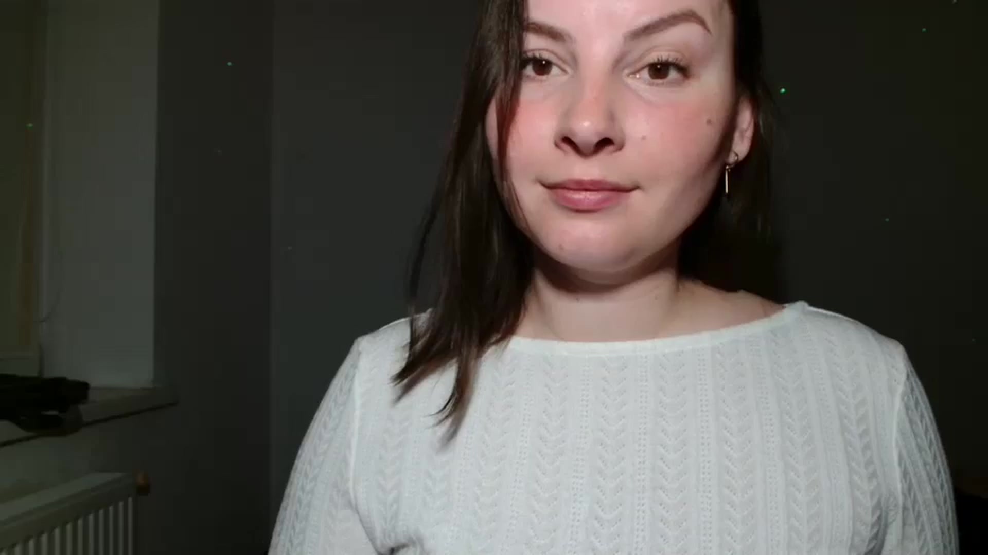 Gallery image thumbnail from MisssLove_is's myfreecams stream on, 05/03/2025, 18:03 image 18 of 20