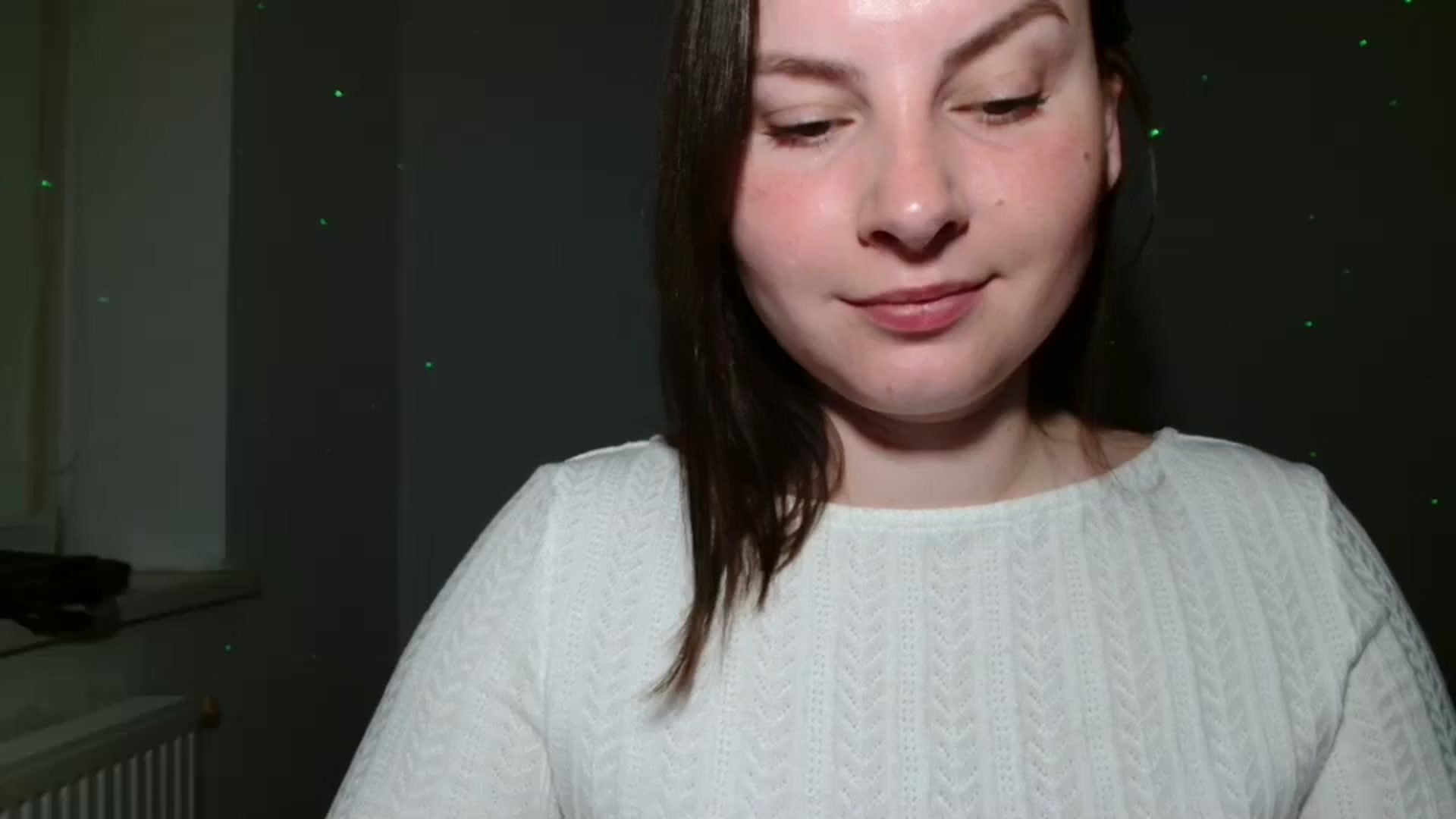 Gallery image thumbnail from MisssLove_is's myfreecams stream on, 05/03/2025, 18:03 image 6 of 20