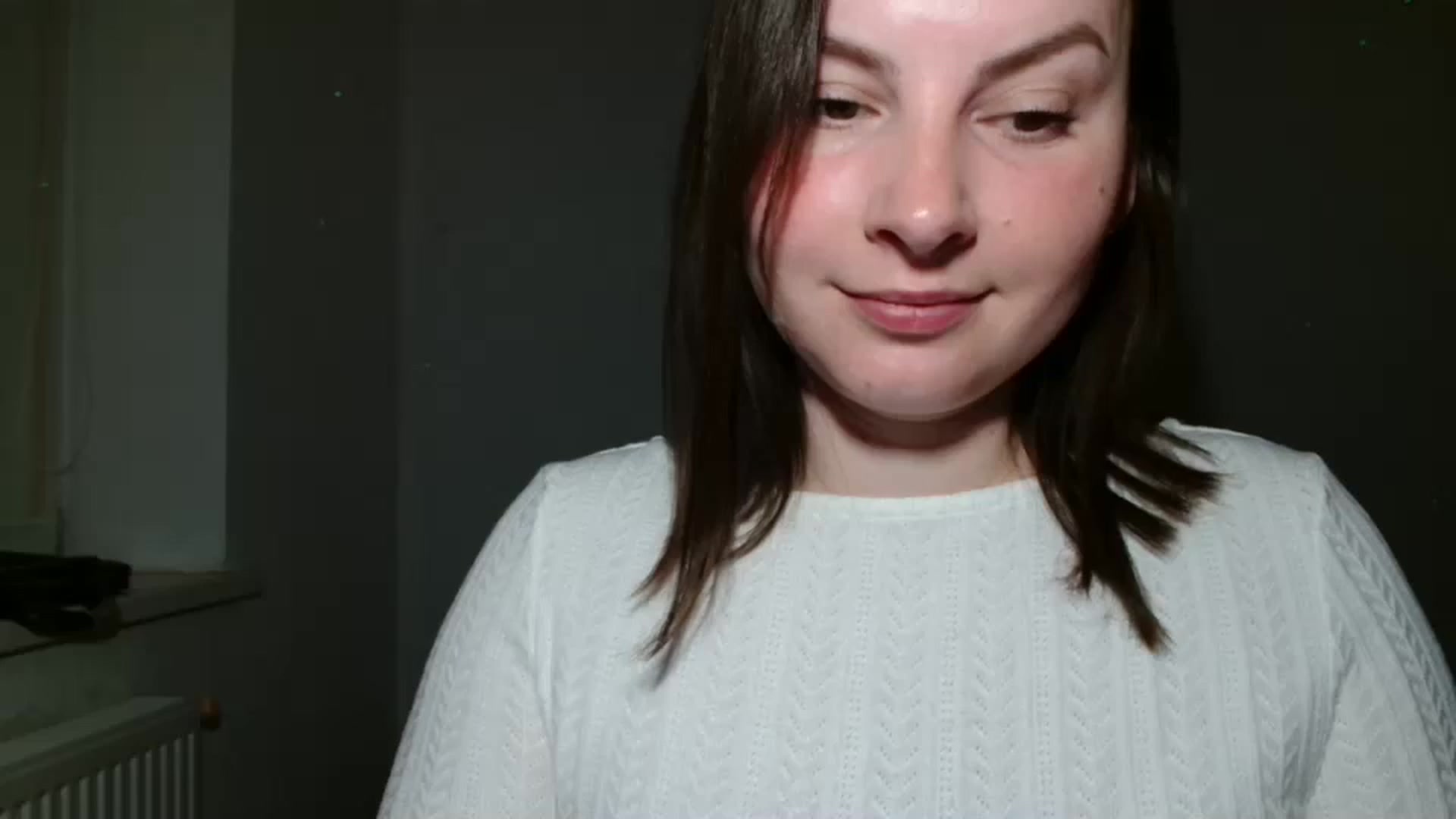 Gallery image thumbnail from MisssLove_is's myfreecams stream on, 05/03/2025, 18:03 image 15 of 20