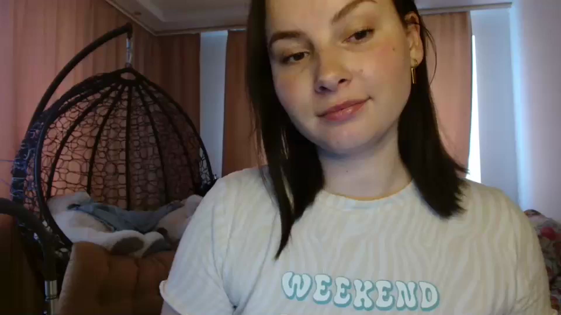 Gallery image thumbnail from MisssLove_is's myfreecams stream on, 05/05/2025, 14:47 image 9 of 20
