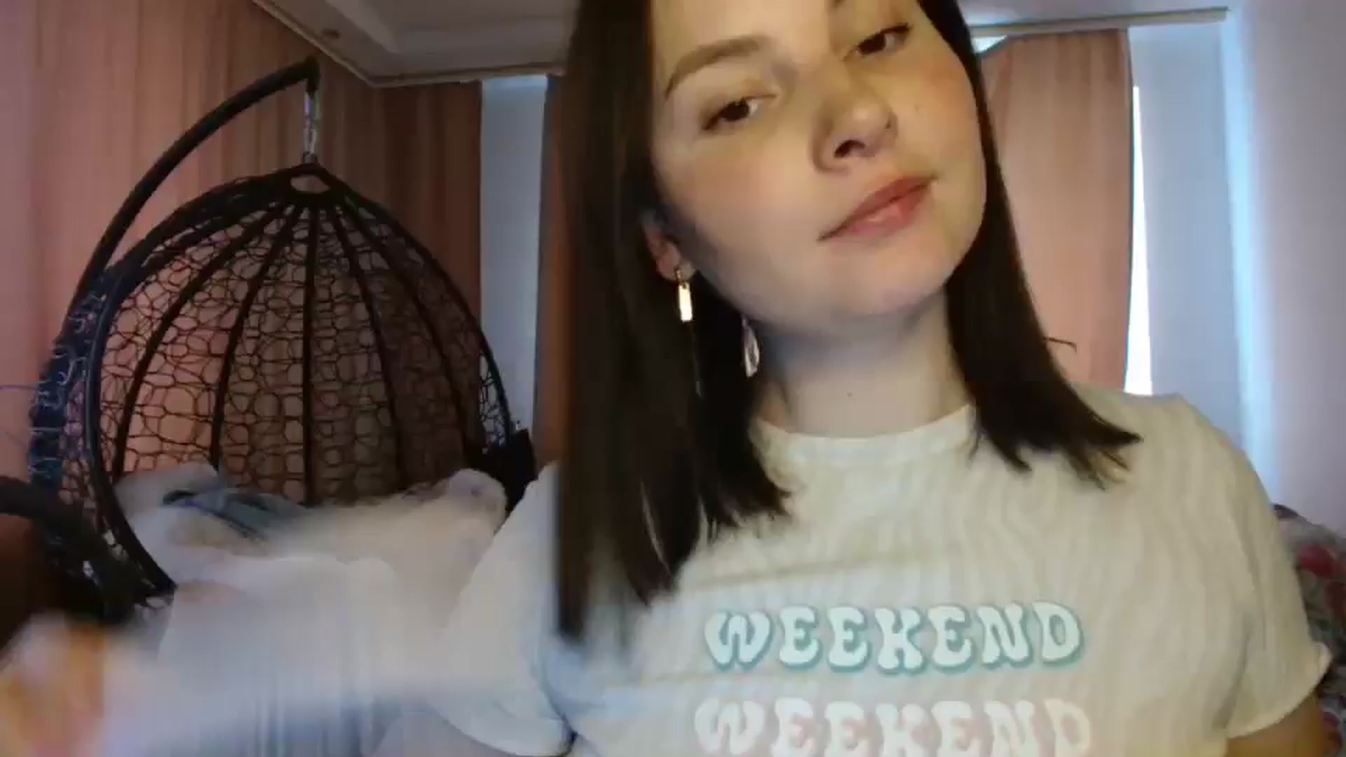 Gallery image thumbnail from MisssLove_is's myfreecams stream on, 05/05/2025, 14:47 image 16 of 20
