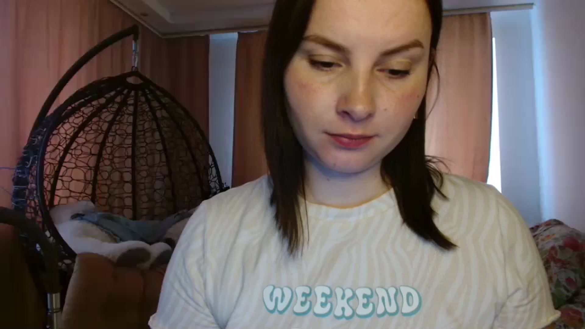 Gallery image thumbnail from MisssLove_is's myfreecams stream on, 05/05/2025, 14:47 image 19 of 20