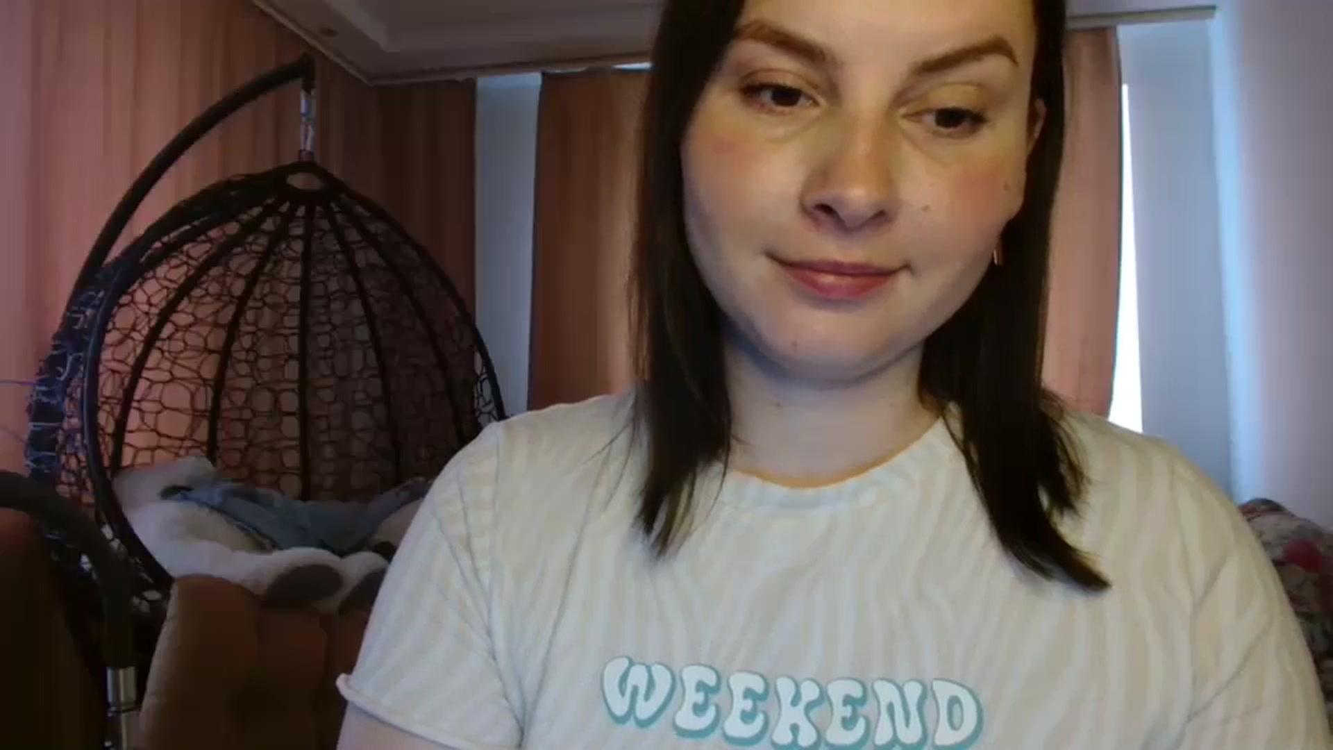 Gallery image thumbnail from MisssLove_is's myfreecams stream on, 05/05/2025, 14:47 image 14 of 20