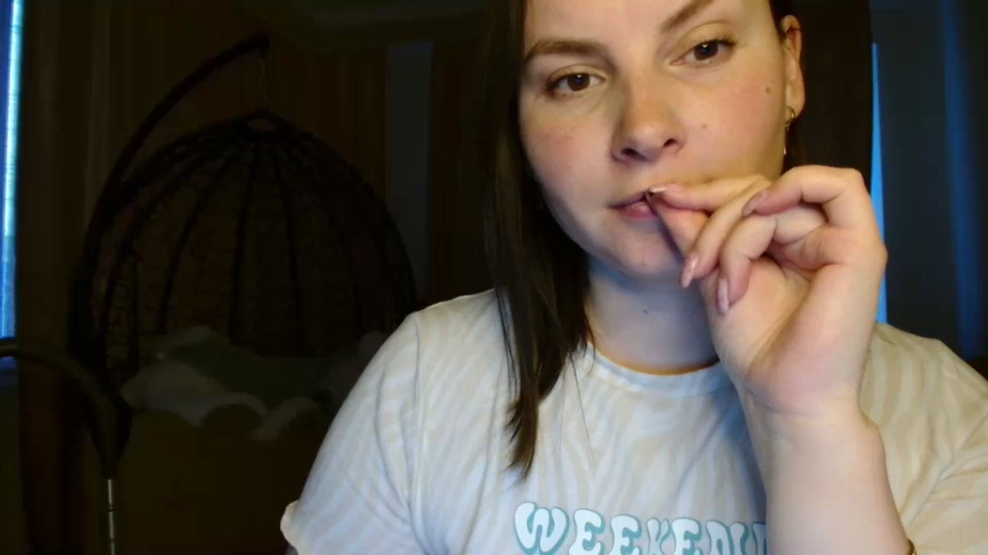Gallery image thumbnail from MisssLove_is's myfreecams stream on, 05/05/2025, 17:37 image 15 of 20