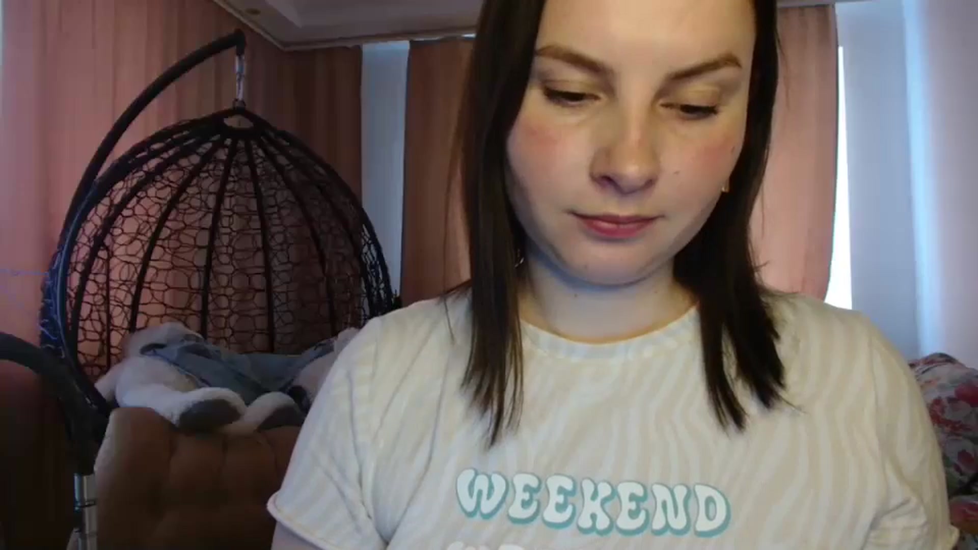 Gallery image thumbnail from MisssLove_is's myfreecams stream on, 05/06/2025, 11:58 image 13 of 20