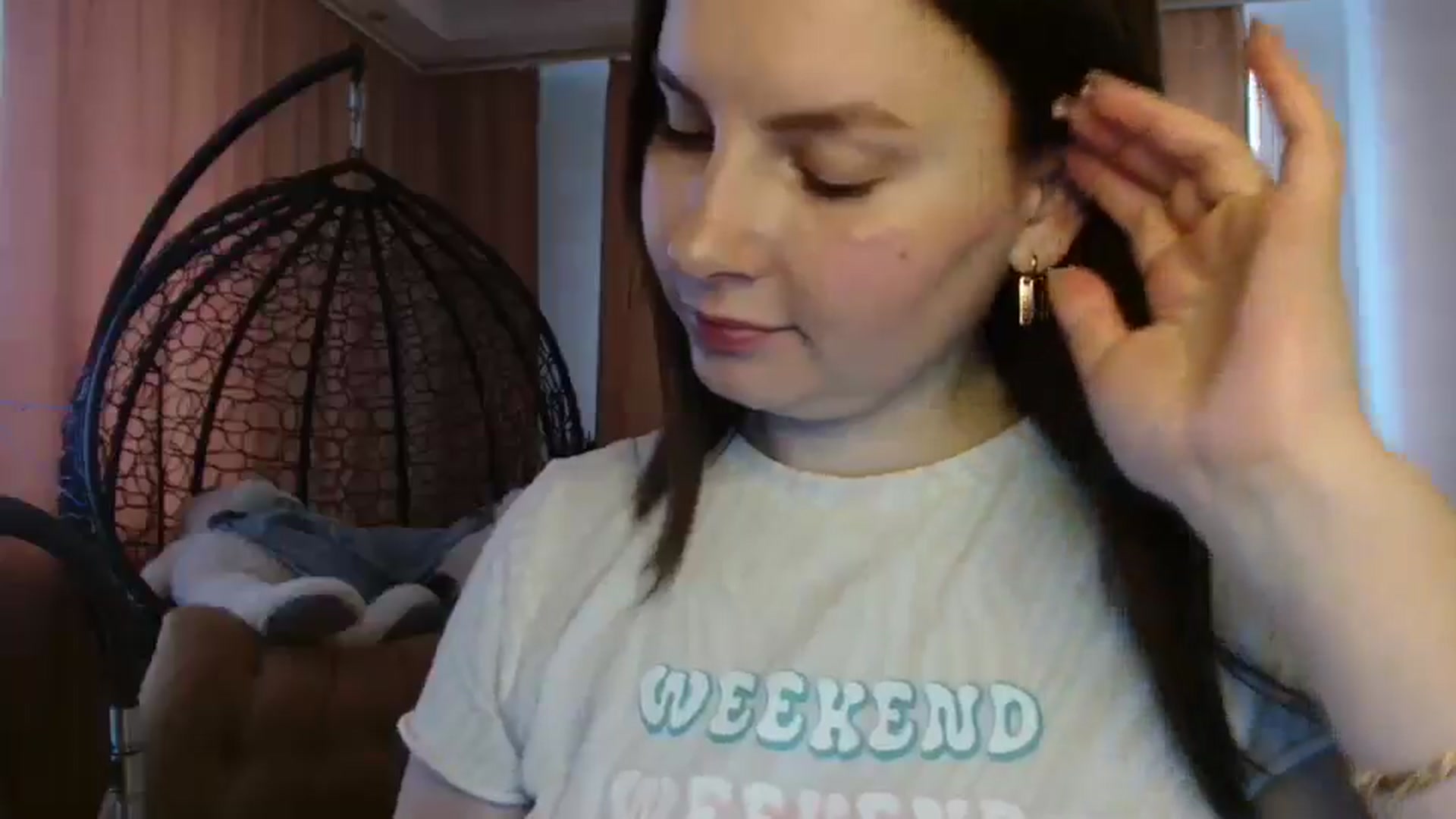 Gallery image thumbnail from MisssLove_is's myfreecams stream on, 05/06/2025, 11:58 image 8 of 20