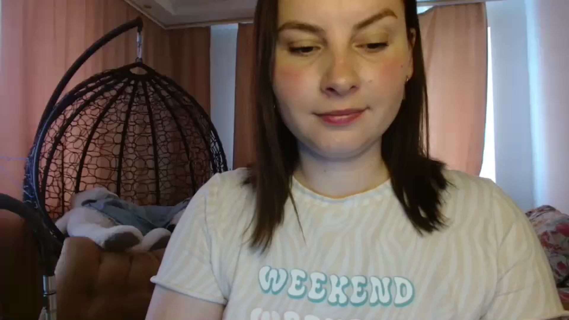 Gallery image thumbnail from MisssLove_is's myfreecams stream on, 05/06/2025, 11:58 image 1 of 20