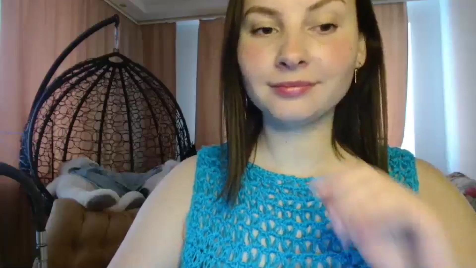Gallery image thumbnail from MisssLove_is's myfreecams stream on, 05/06/2025, 11:58 image 18 of 20